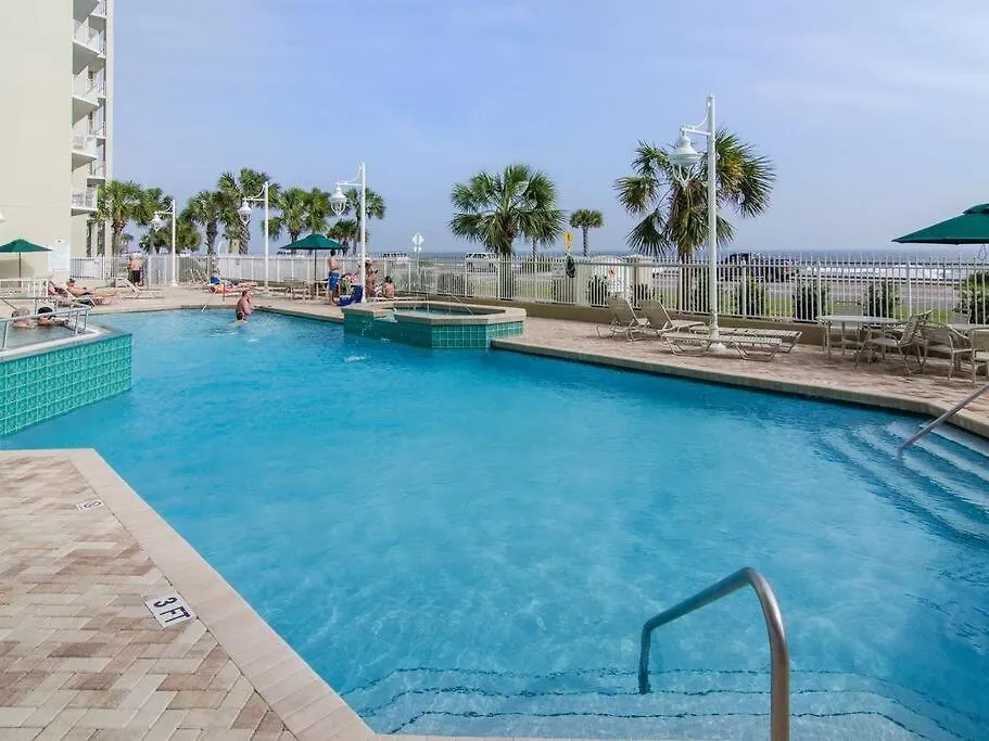 Newly Remodeled Beachfront In Miramar Apartment *