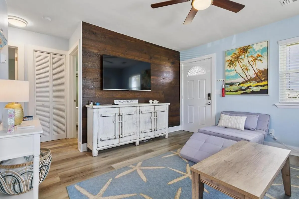 Secluded 2br-2ba - 5 Minute Walk To The Gulf * Destin