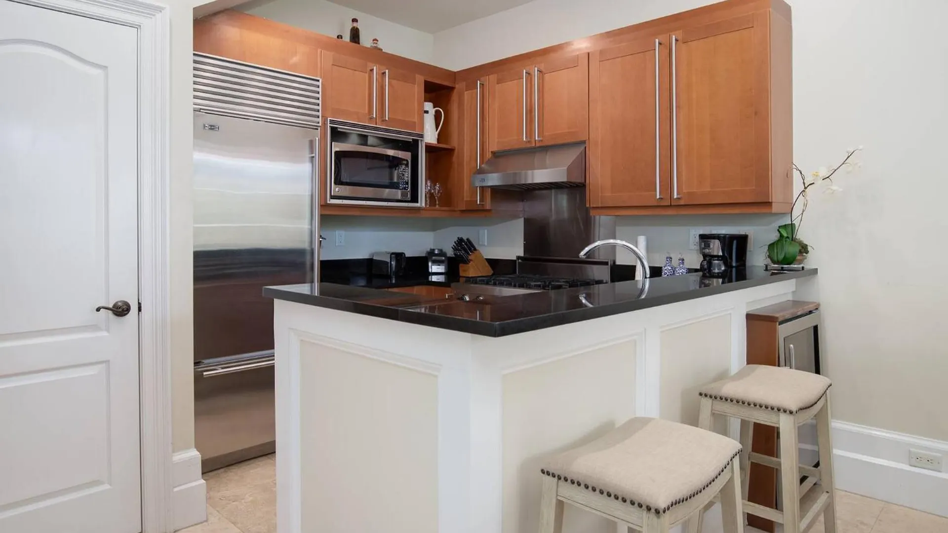 Le Jardin 169 Luxurious Escape To The Ocean Bay Views