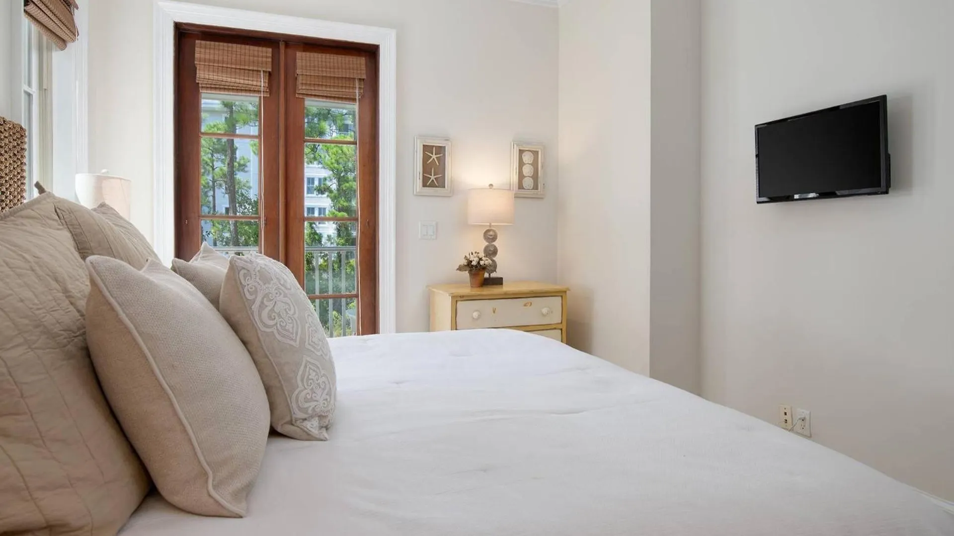 Le Jardin 169 Luxurious Escape To The Ocean Bay Views