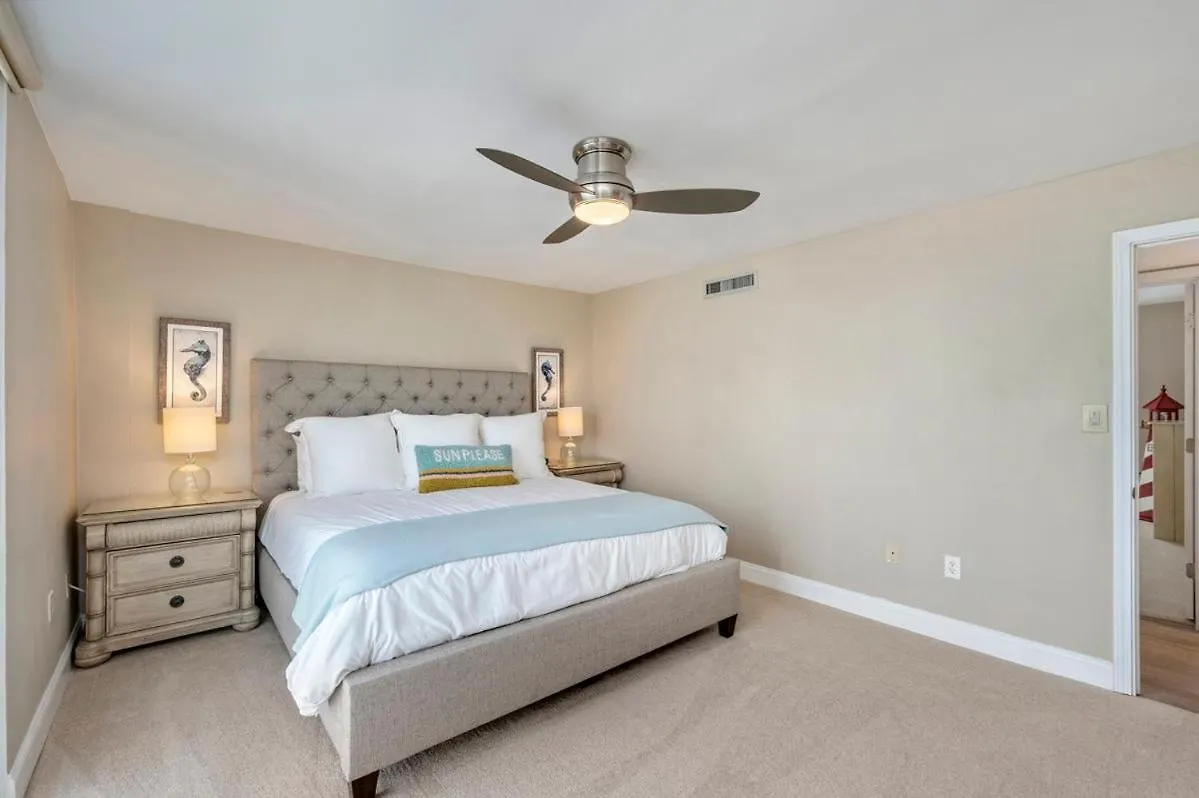 2071 Shoreline Towers Beachfront Free Setup * Destin