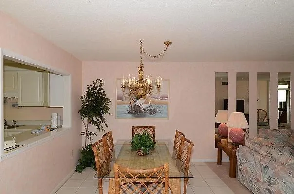 3053 Shoreline Towers View Vacation * Destin