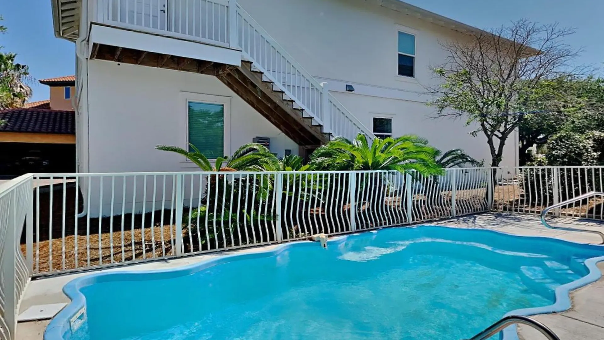 Holiday home Breeze *