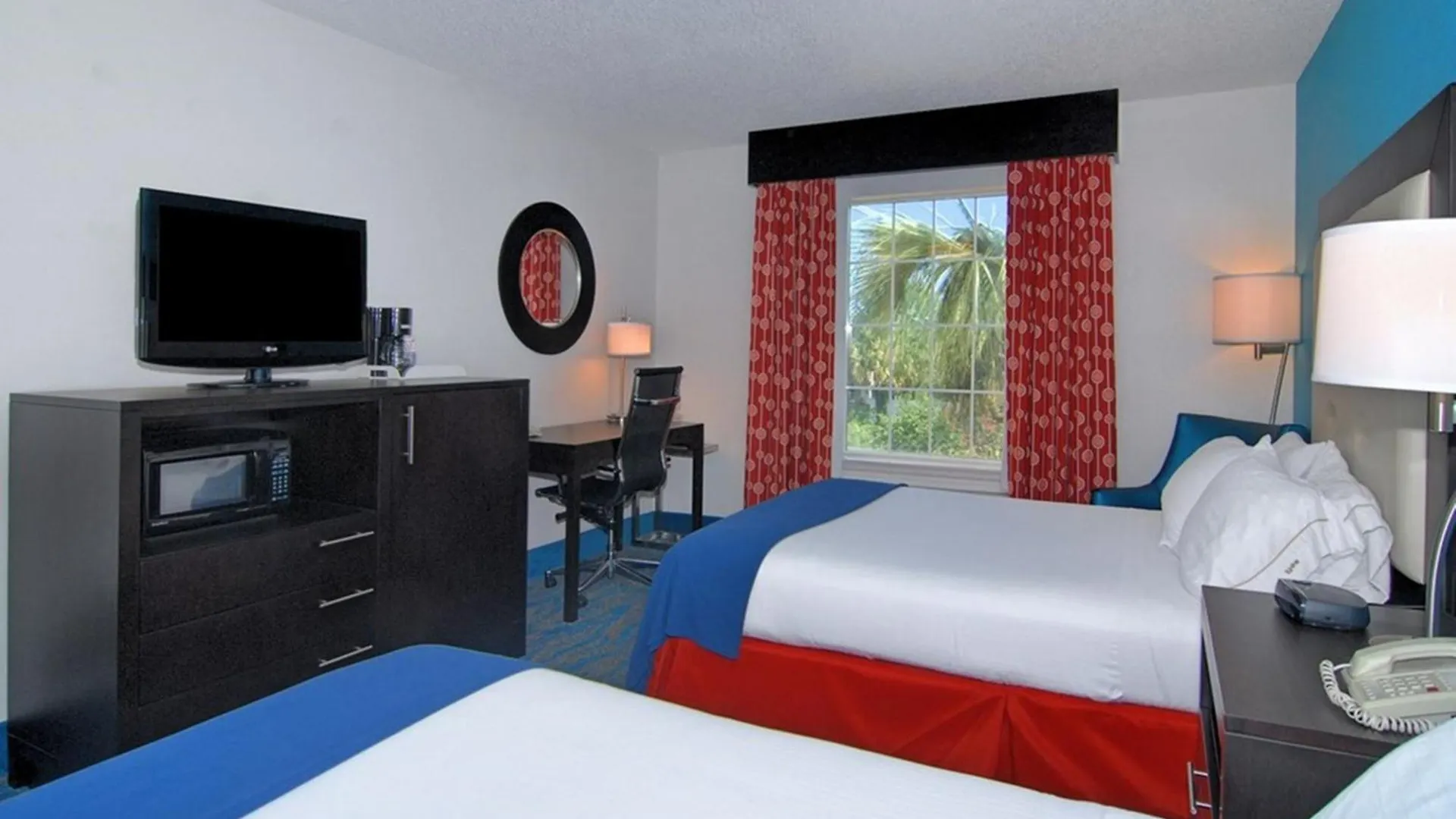 Express E - Commons Mall Area By Ihg Hotel 2*