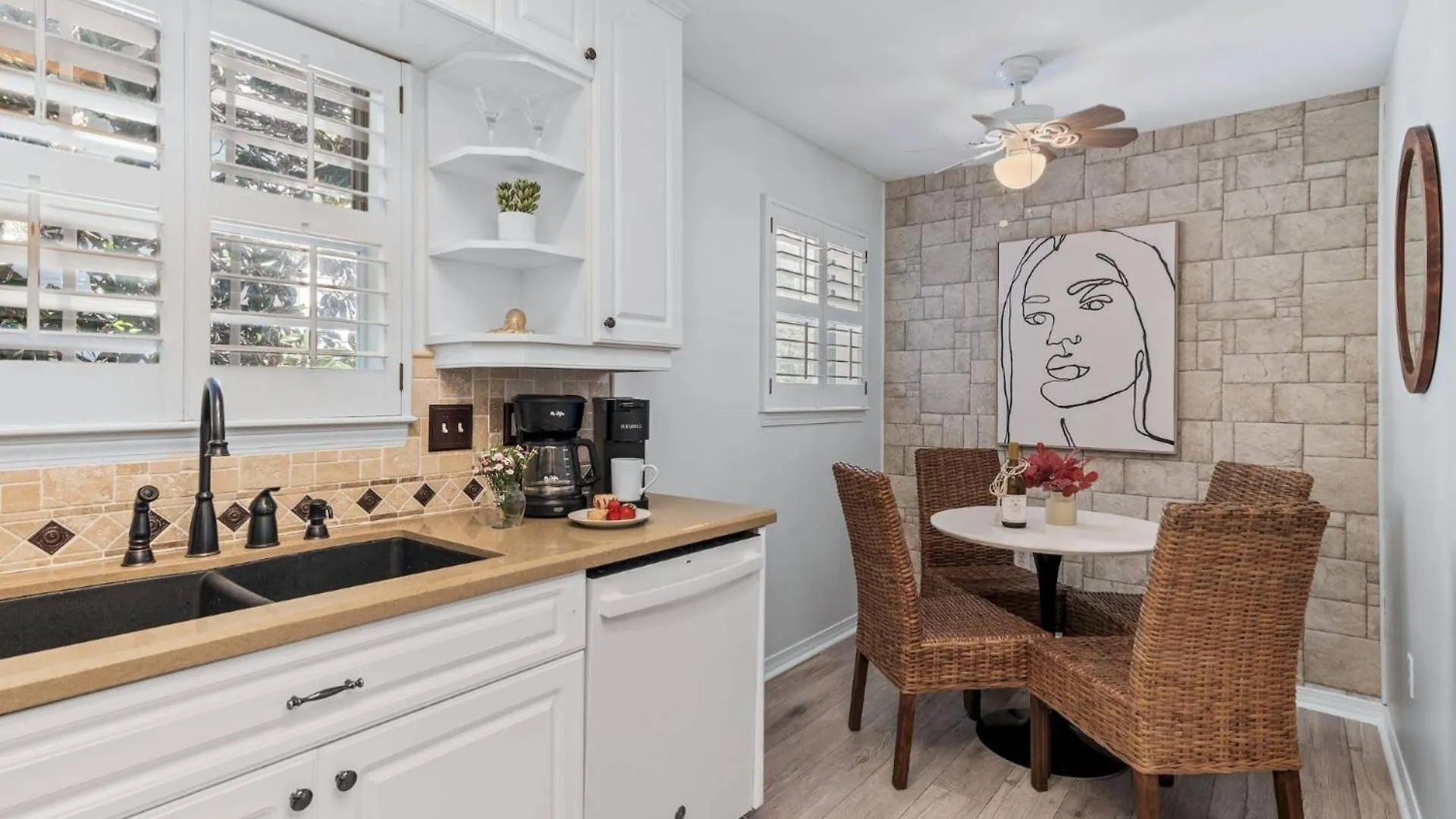 Holiday home Vista Bluffs 90 ~ Casa Beachy Blanca