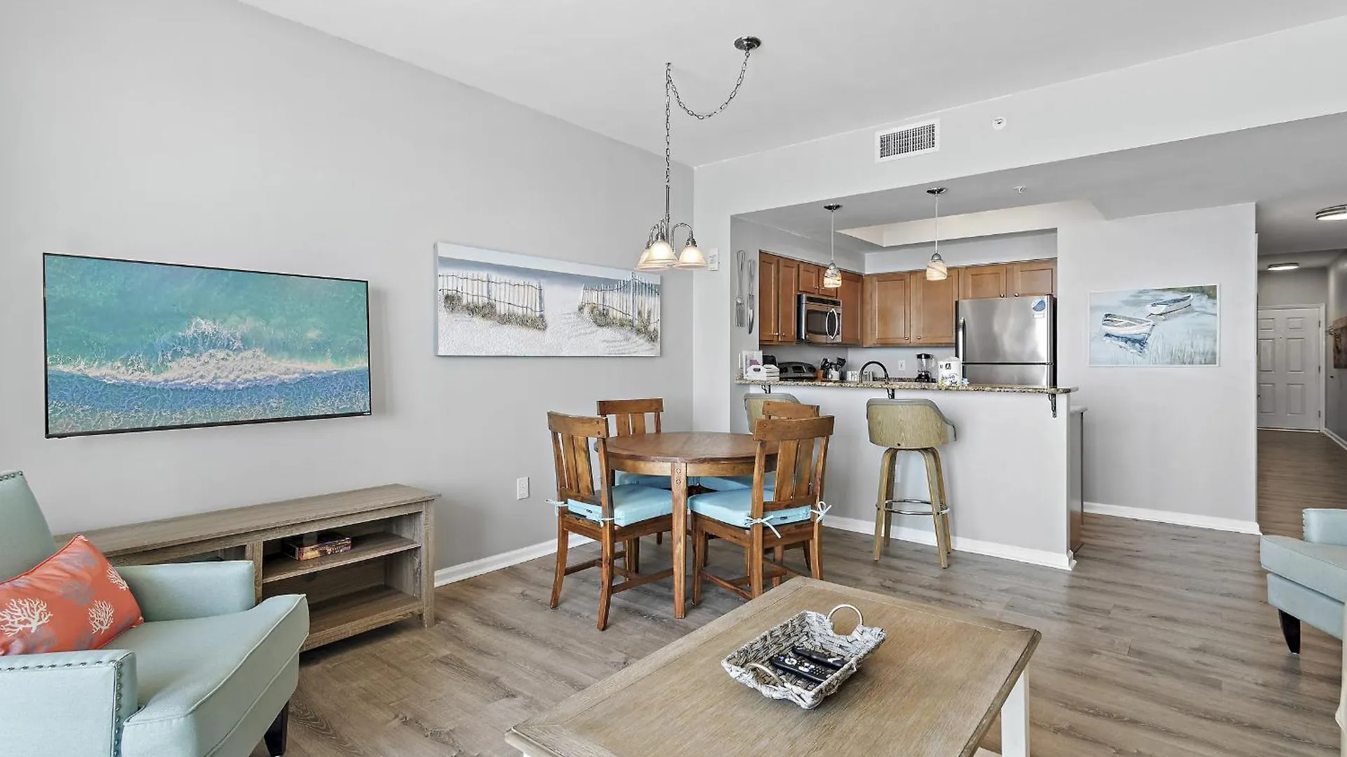 Newly Remodeled Beachfront In Miramar
