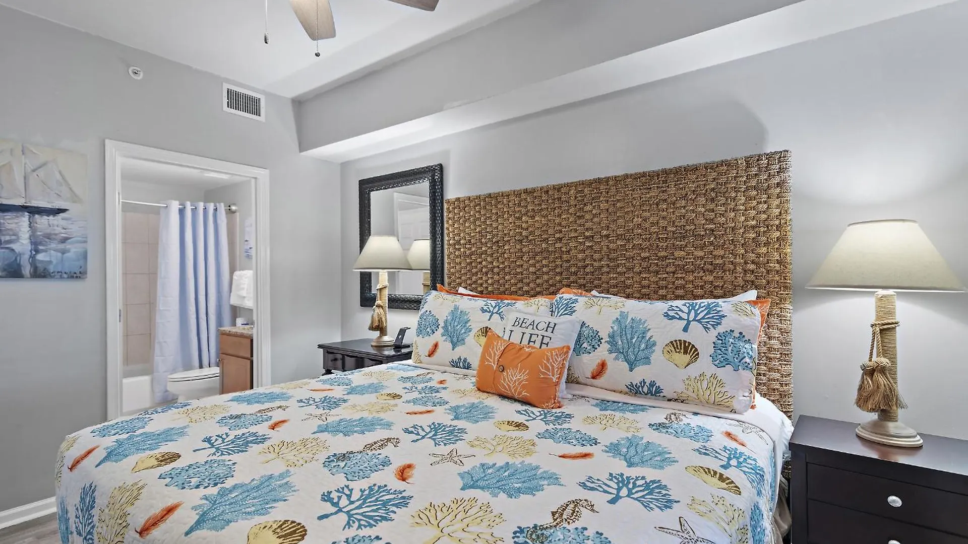 Apartment Newly Remodeled Beachfront In Miramar *