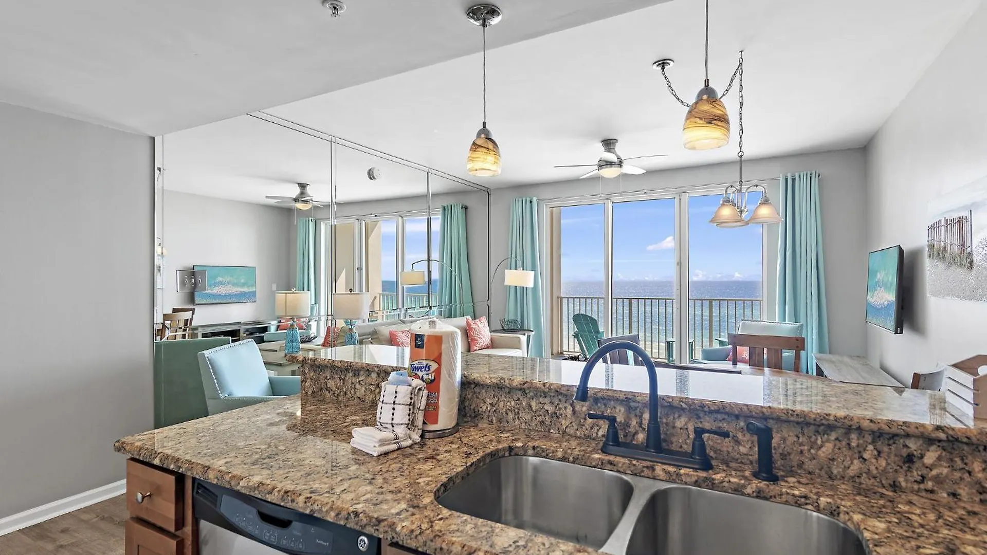 Newly Remodeled Beachfront In Miramar Destin
