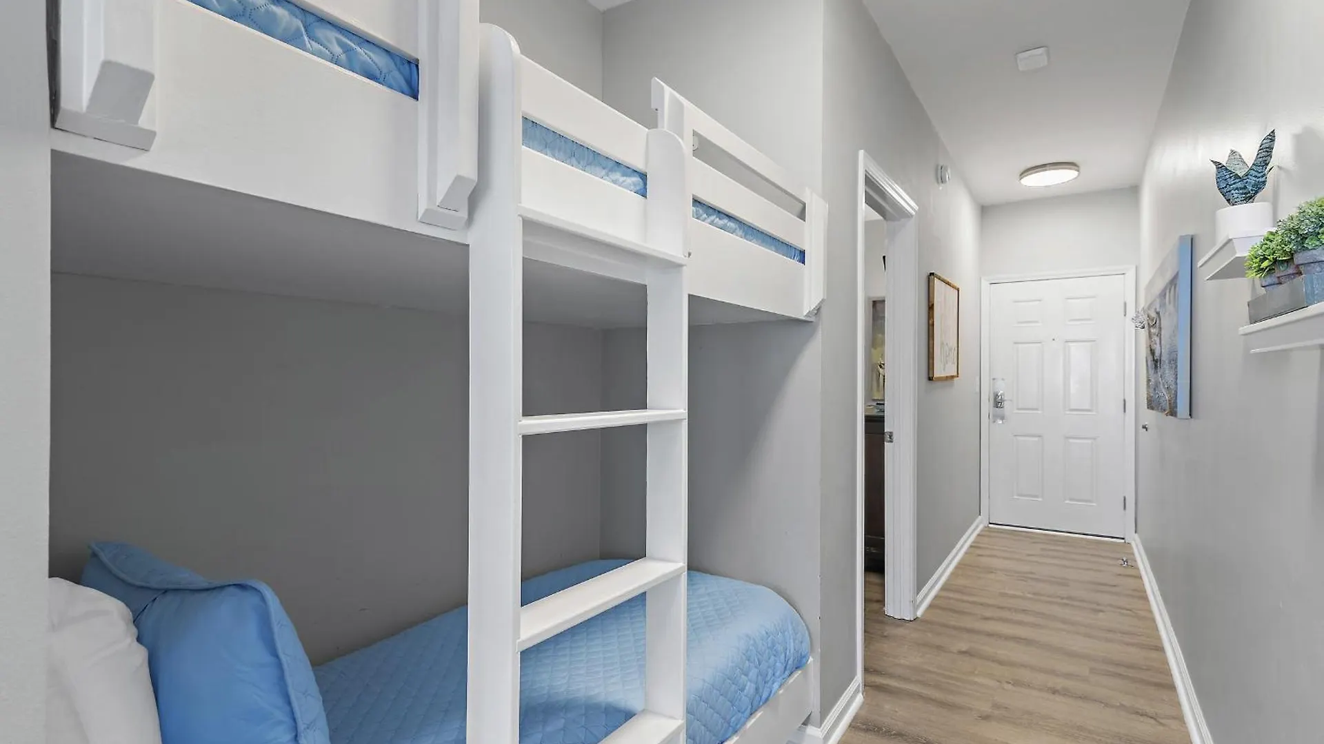 Newly Remodeled Beachfront In Miramar Apartment Destin