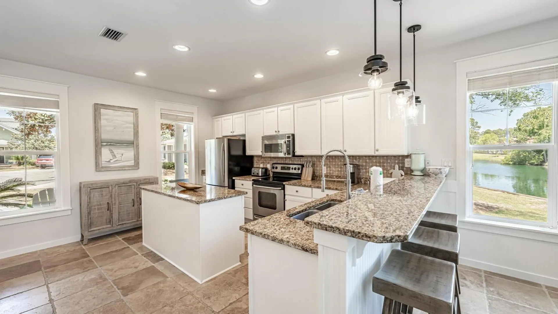 1329 Laurel Grove 