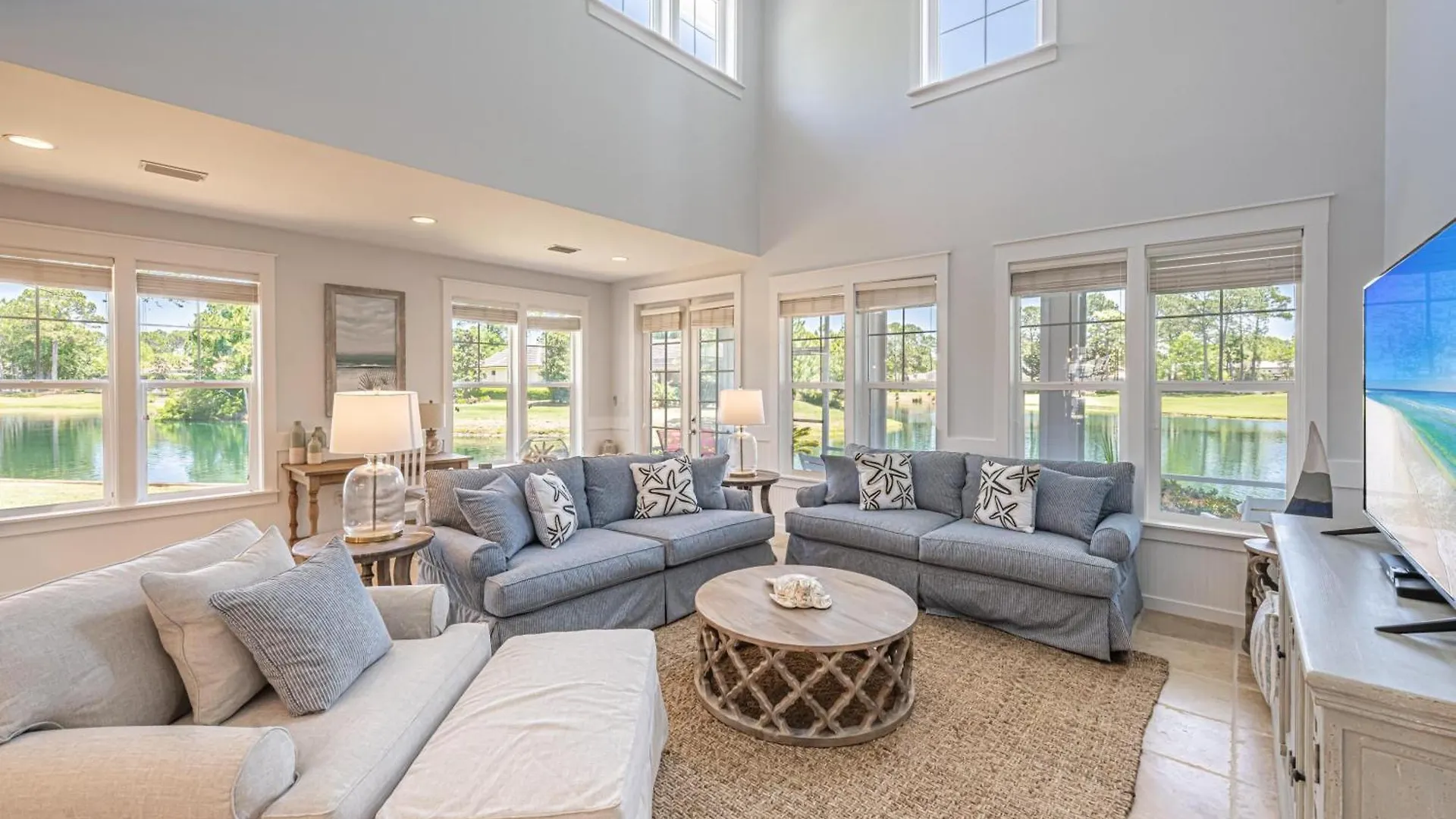 1329 Laurel Grove 