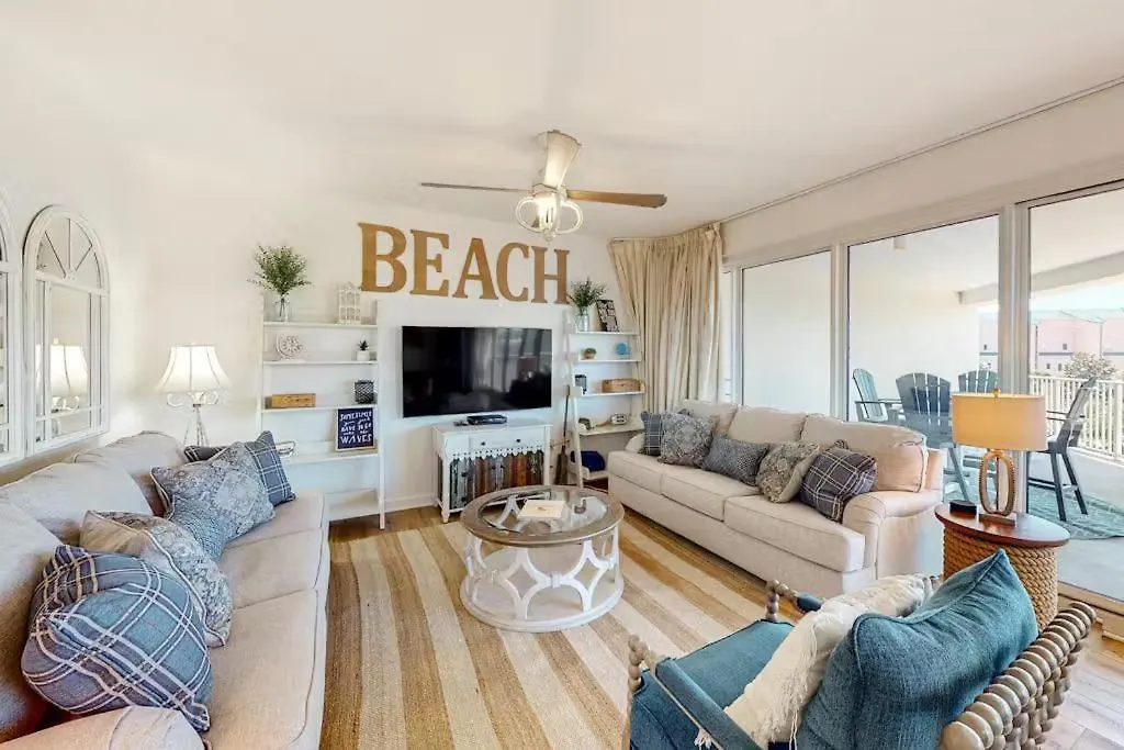 Holiday home Tides 0210 *