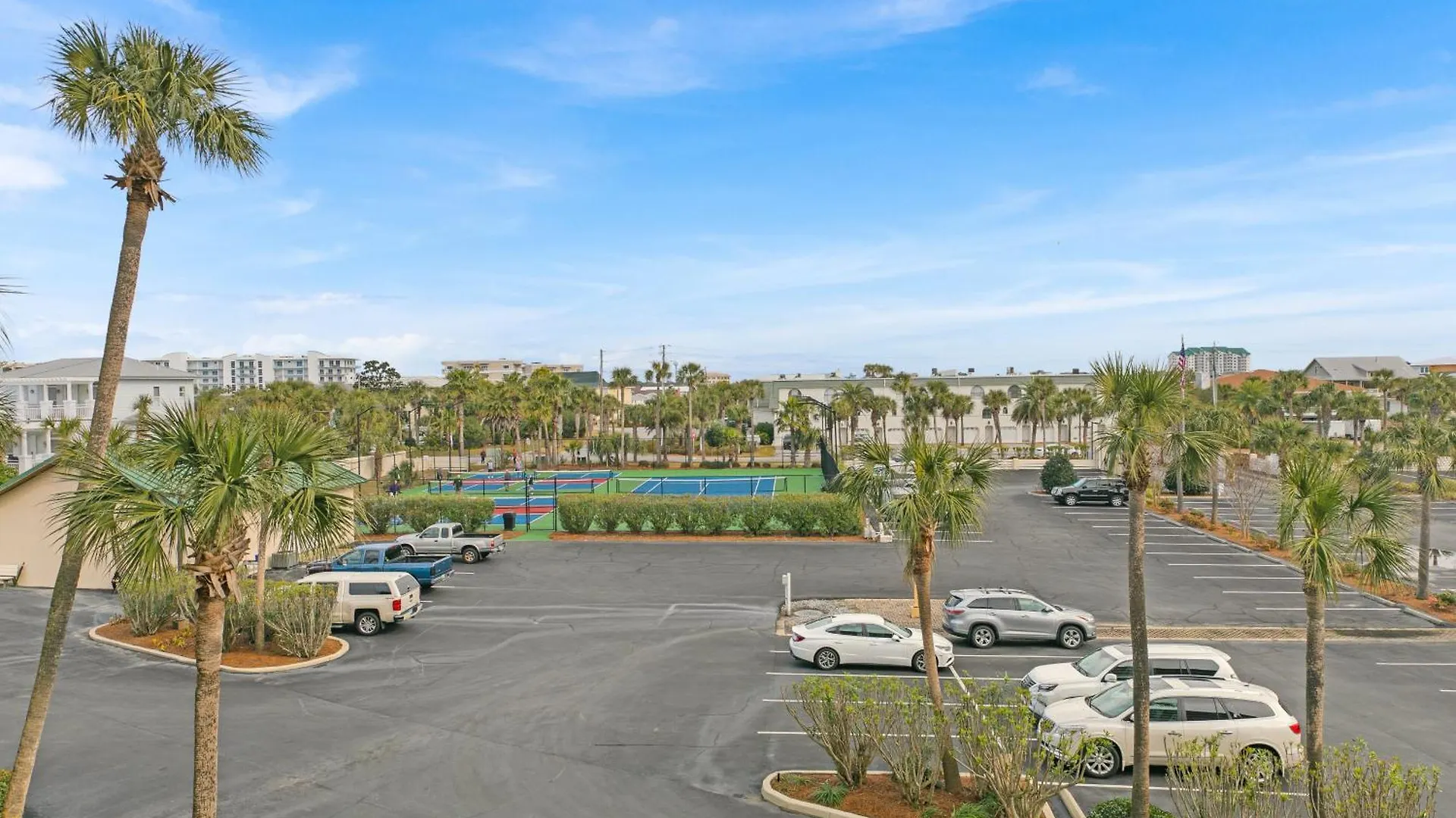 Islander 318, Updated 2 Bedroom 2 Bath, Free Service