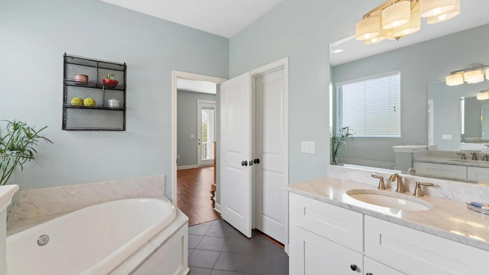 Ooh La La - 4555 Grand Key Loop East Holiday home Destin