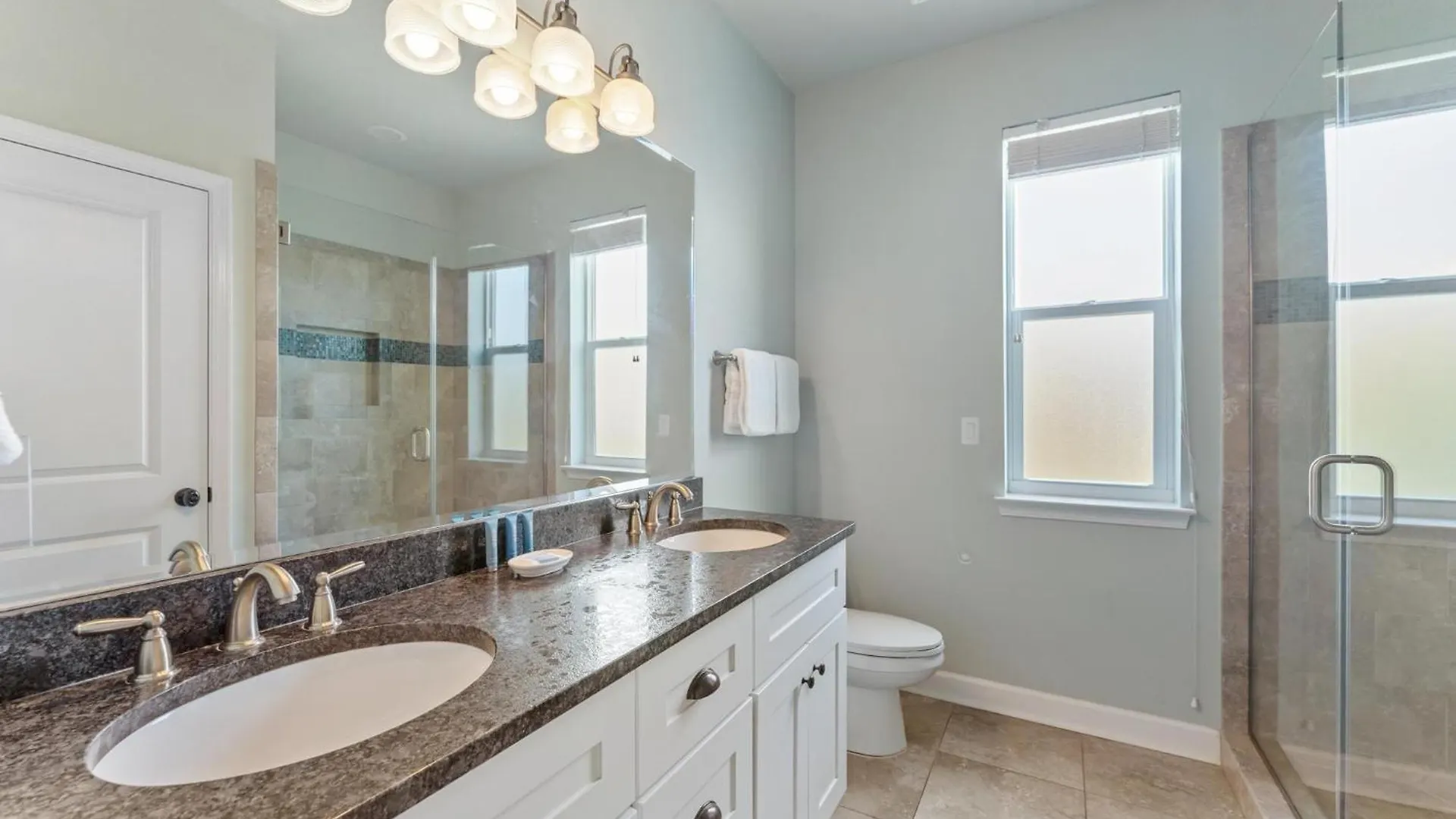Ooh La La - 4555 Grand Key Loop East * Destin