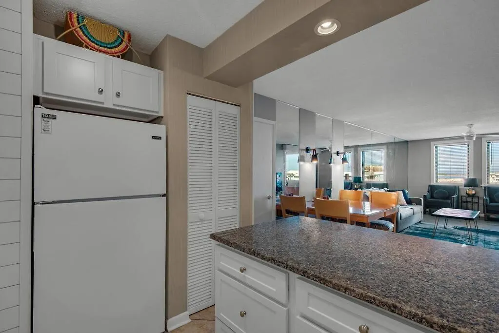 Heated Pool, Steps To Beach, Great For Families *