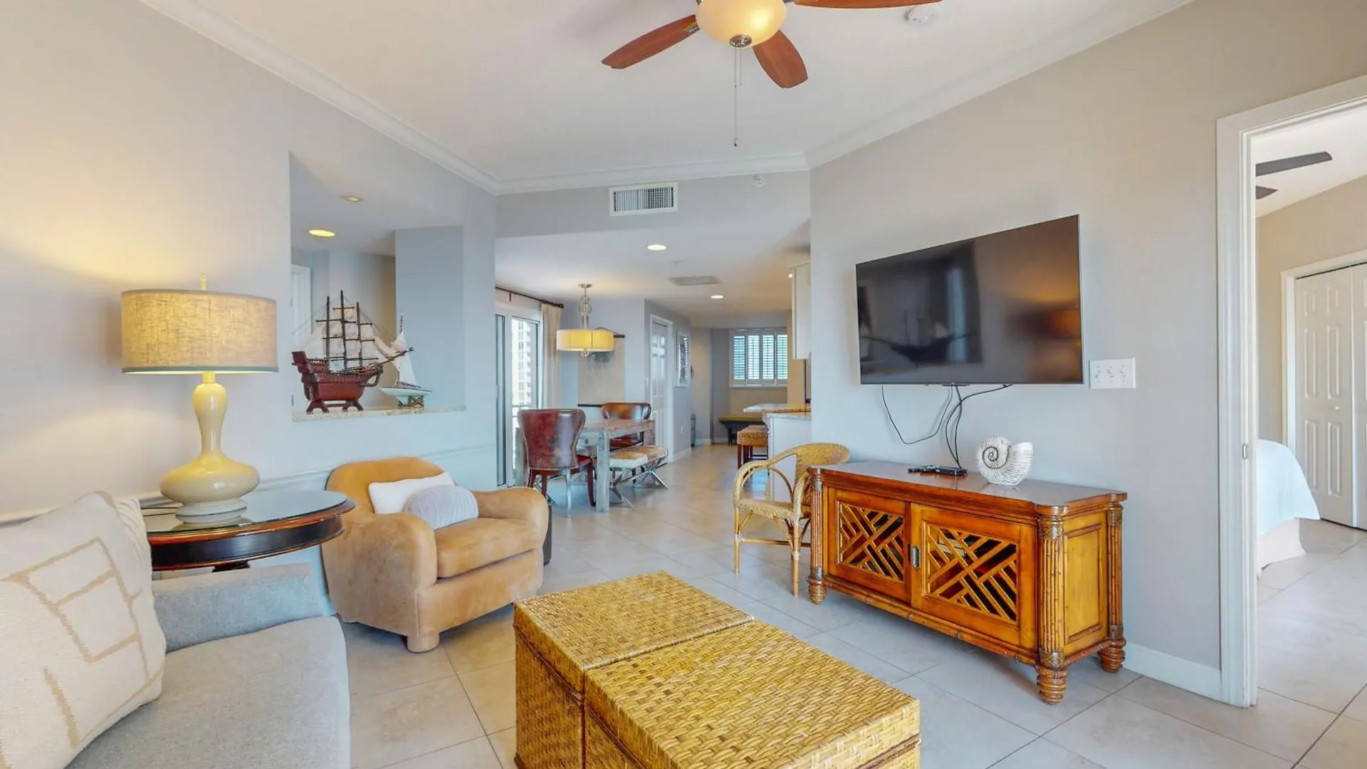 Westwinds 4754 Apartment