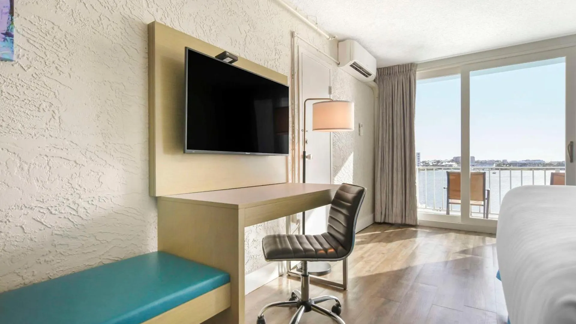On Harbor, Ascend Collection Hotel 3*