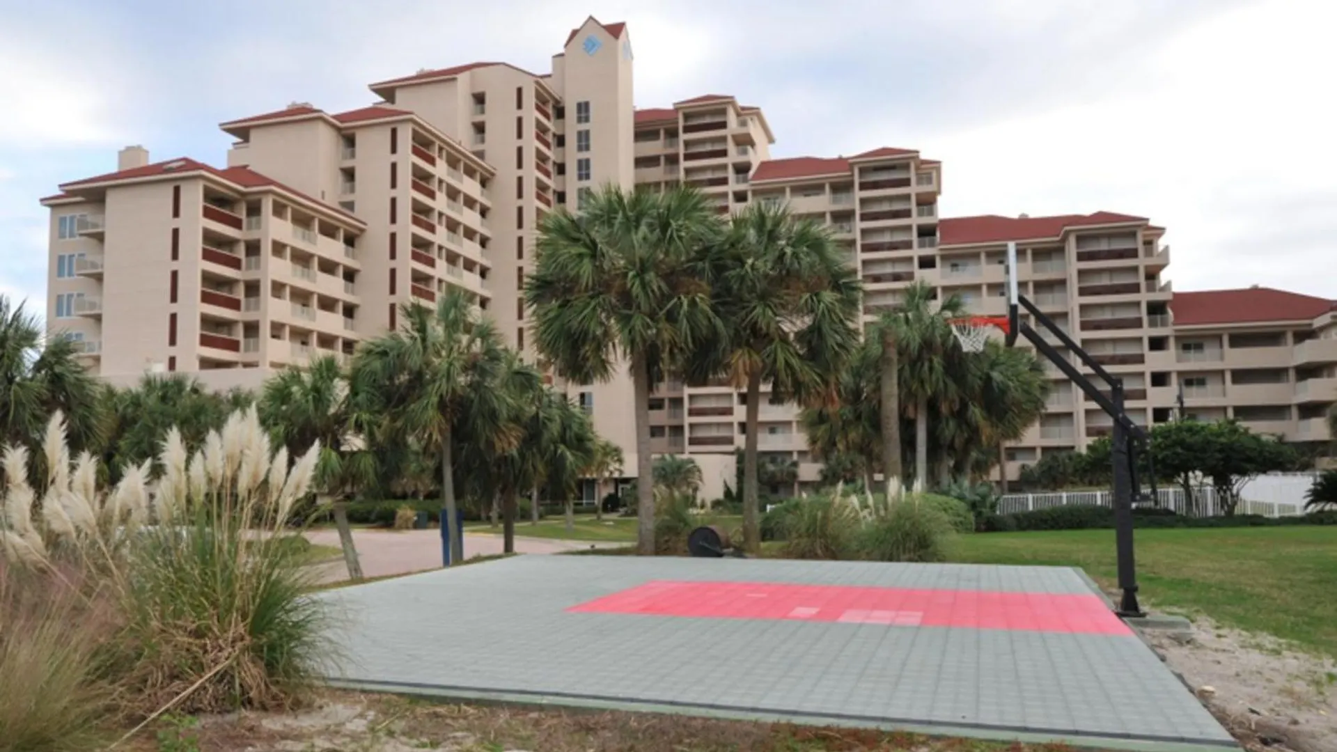 Holiday home Tops'l Manor I Destin