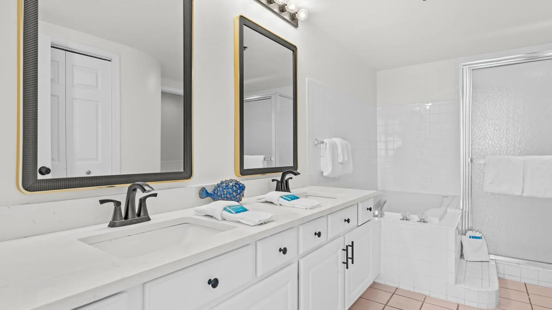Jade East Towers 0430 By Newman-dailey * Destin