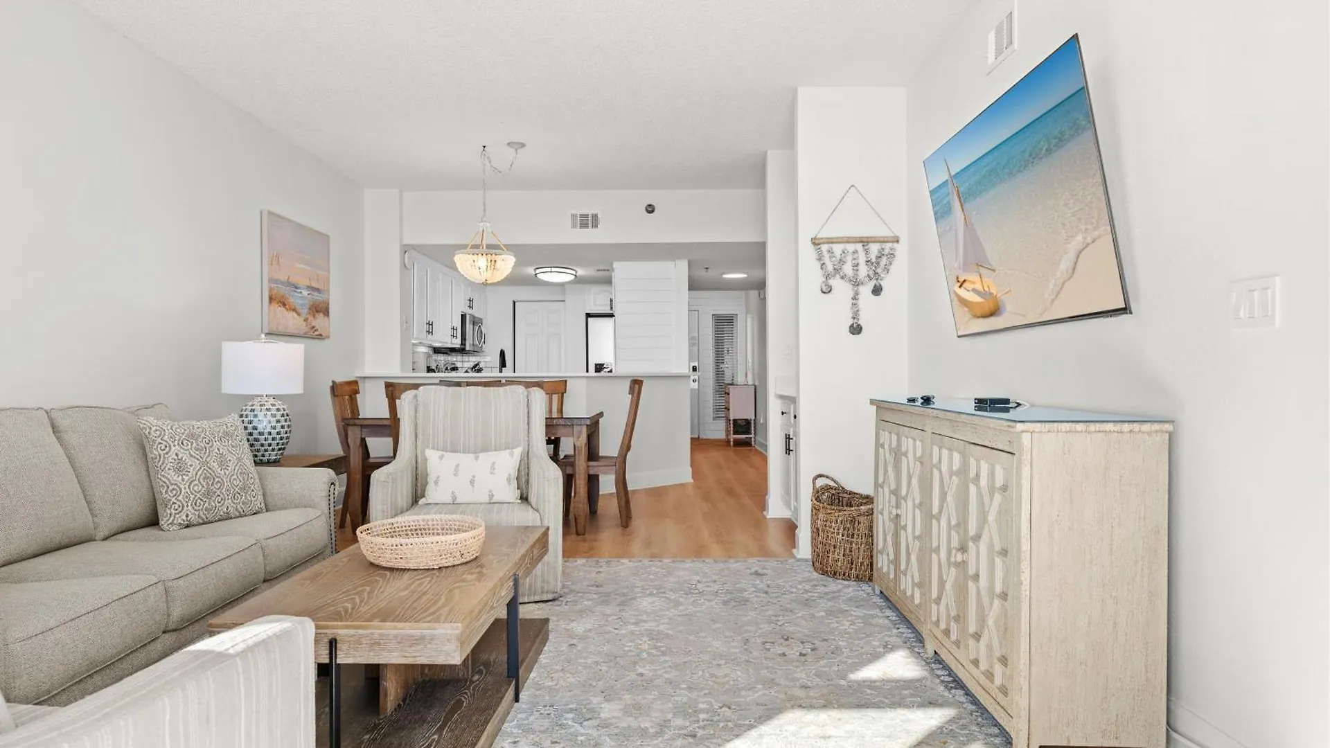 Holiday home Jade East Towers 0430 By Newman-dailey *