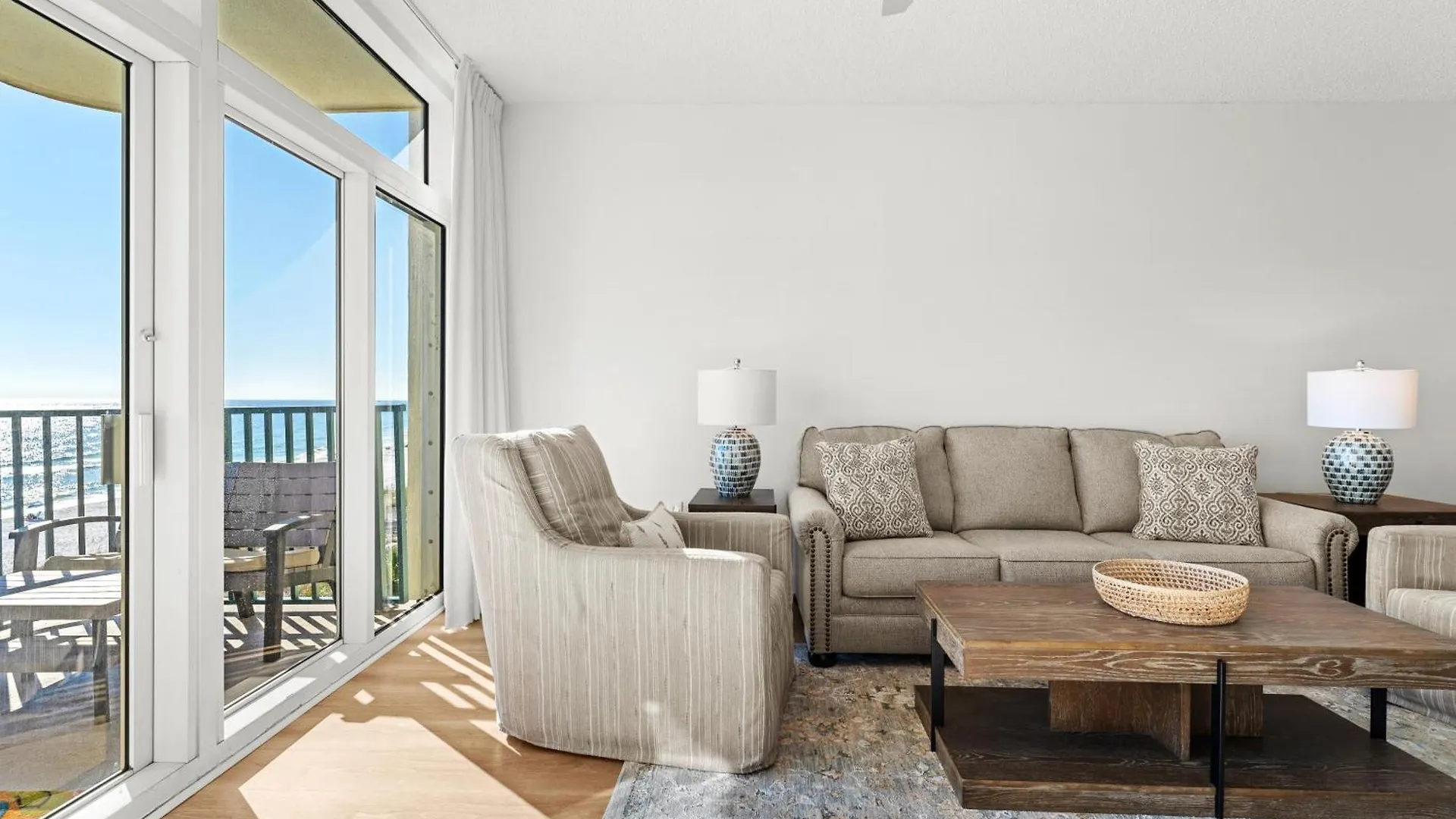 Jade East Towers 0430 By Newman-dailey Holiday home *
