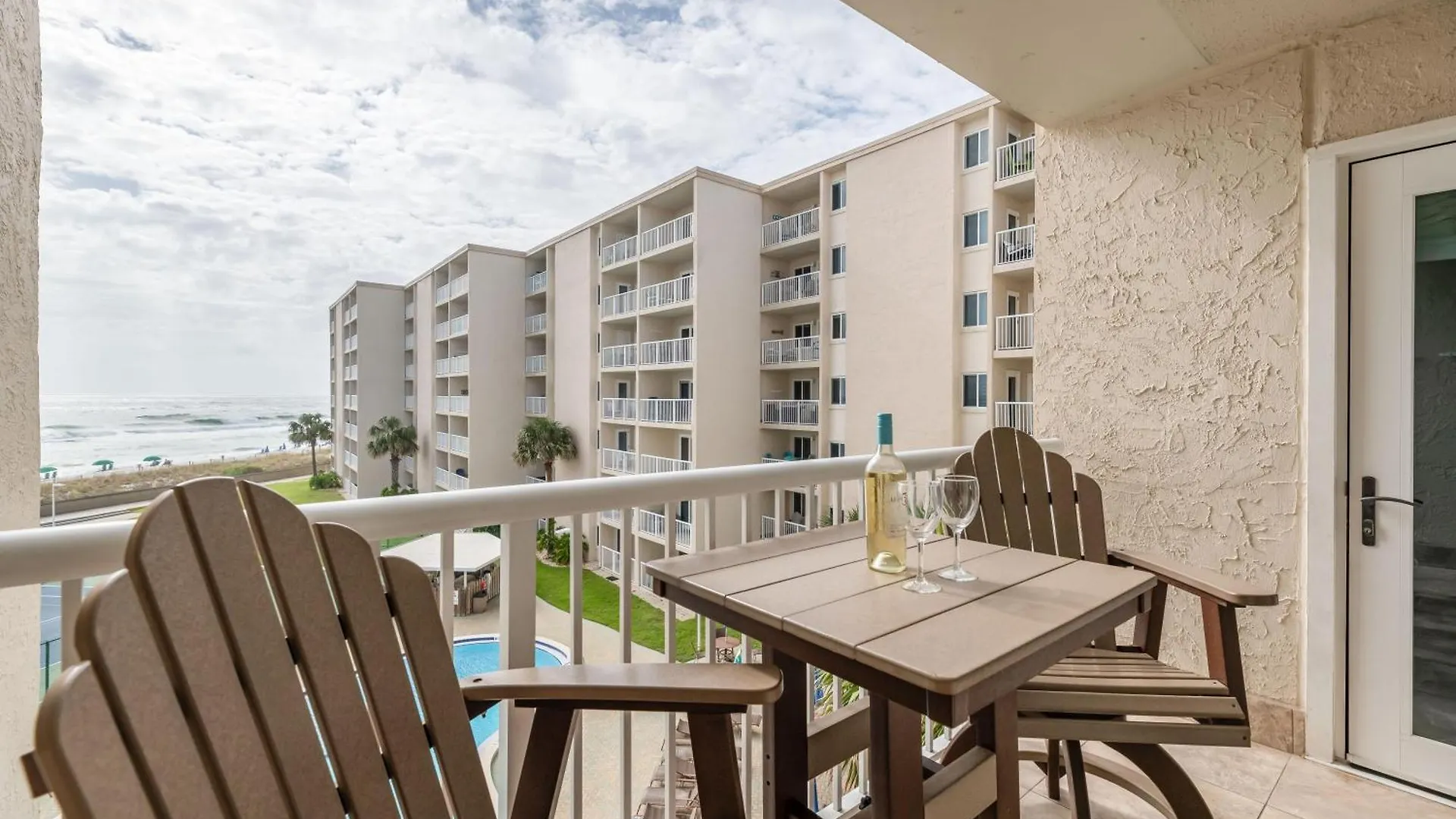 بيت للعطل Surf And Racquet Unit 415 دستين