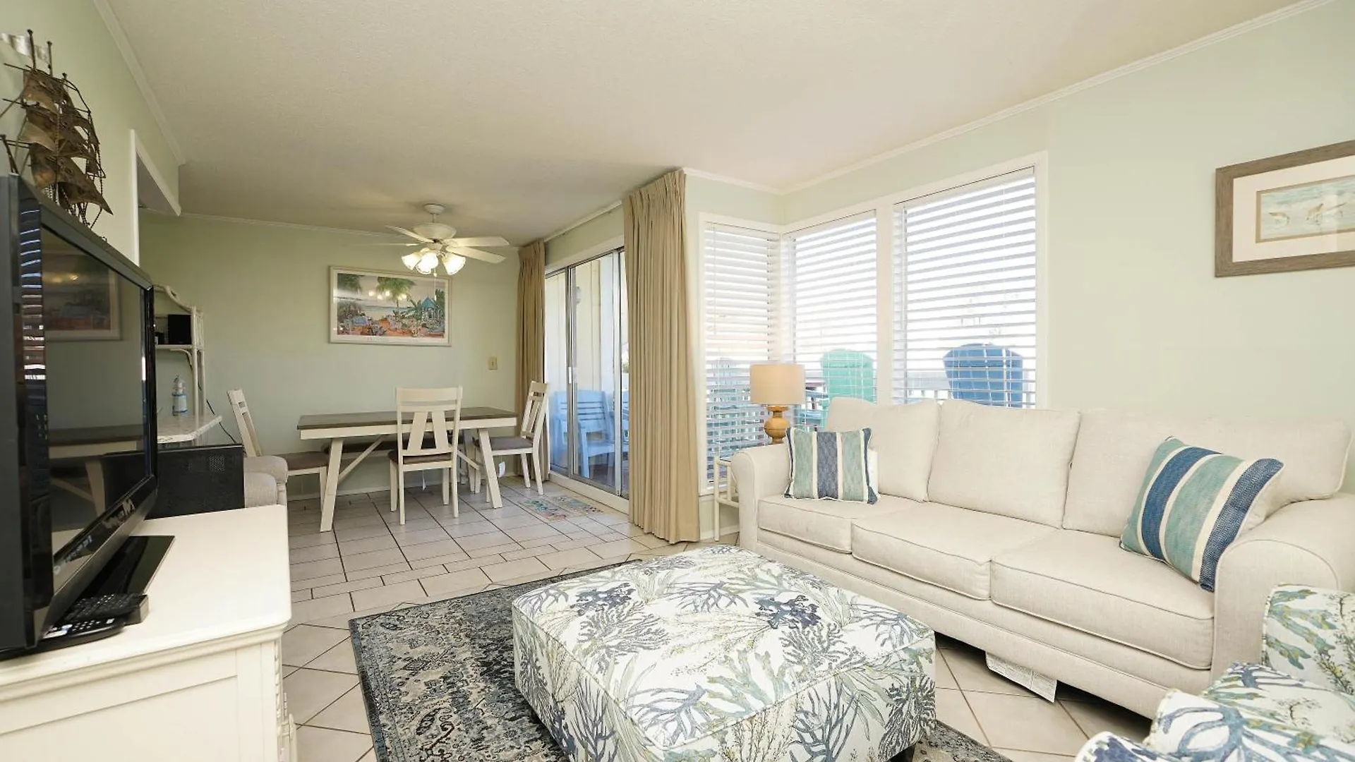 Sandpiper Cove 1035 *
