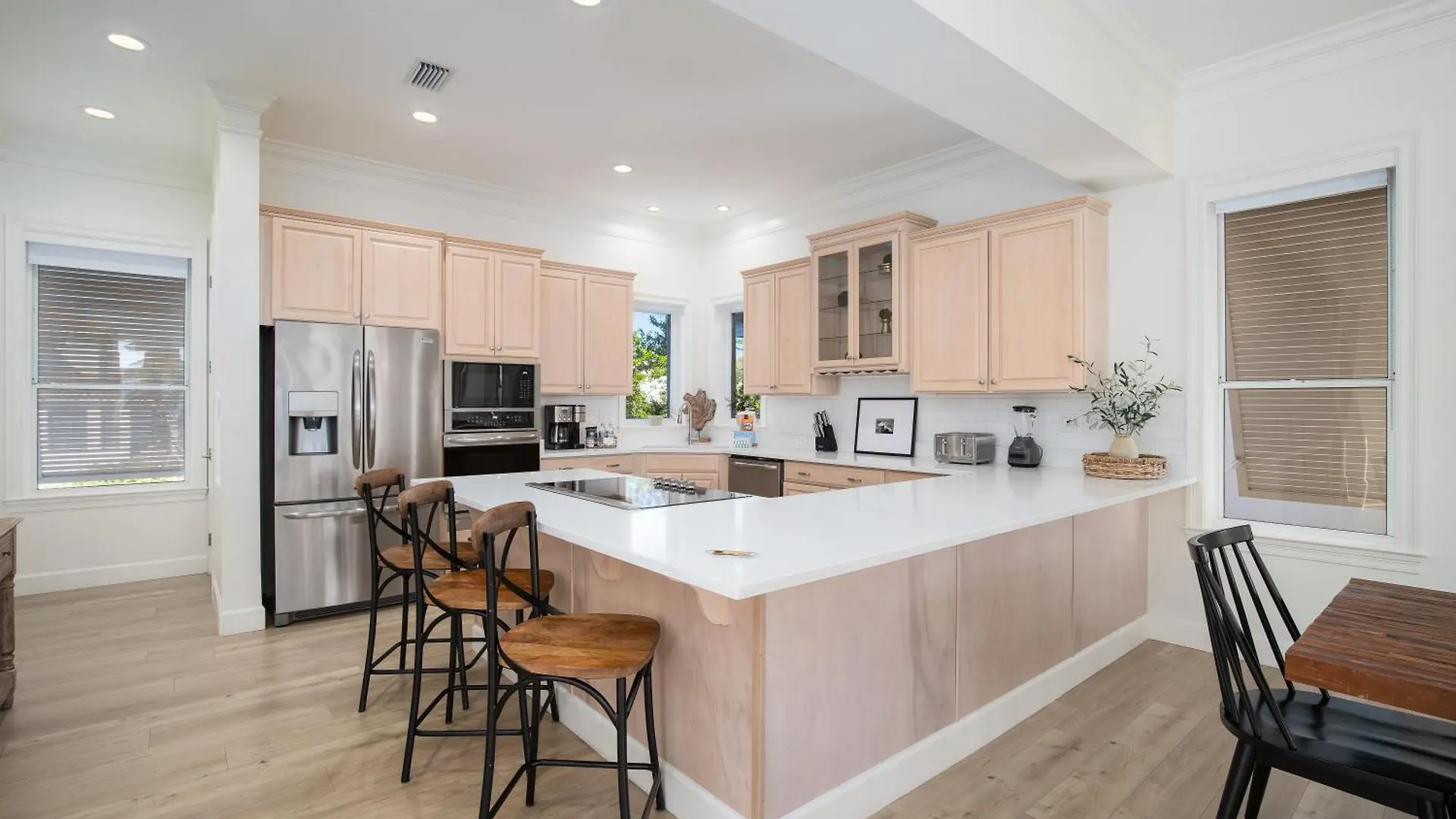 Community Pool, Hot Tub And - Outdoor Kitchen *