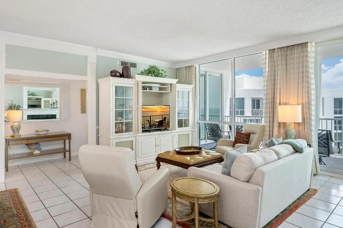 2122 Stunning Three-bedroom Penthouse Shoreline Towers 2122 Feriehus *