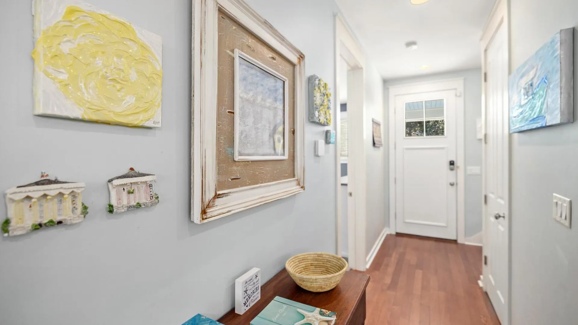 1366 Laurel Grove Holiday home *
