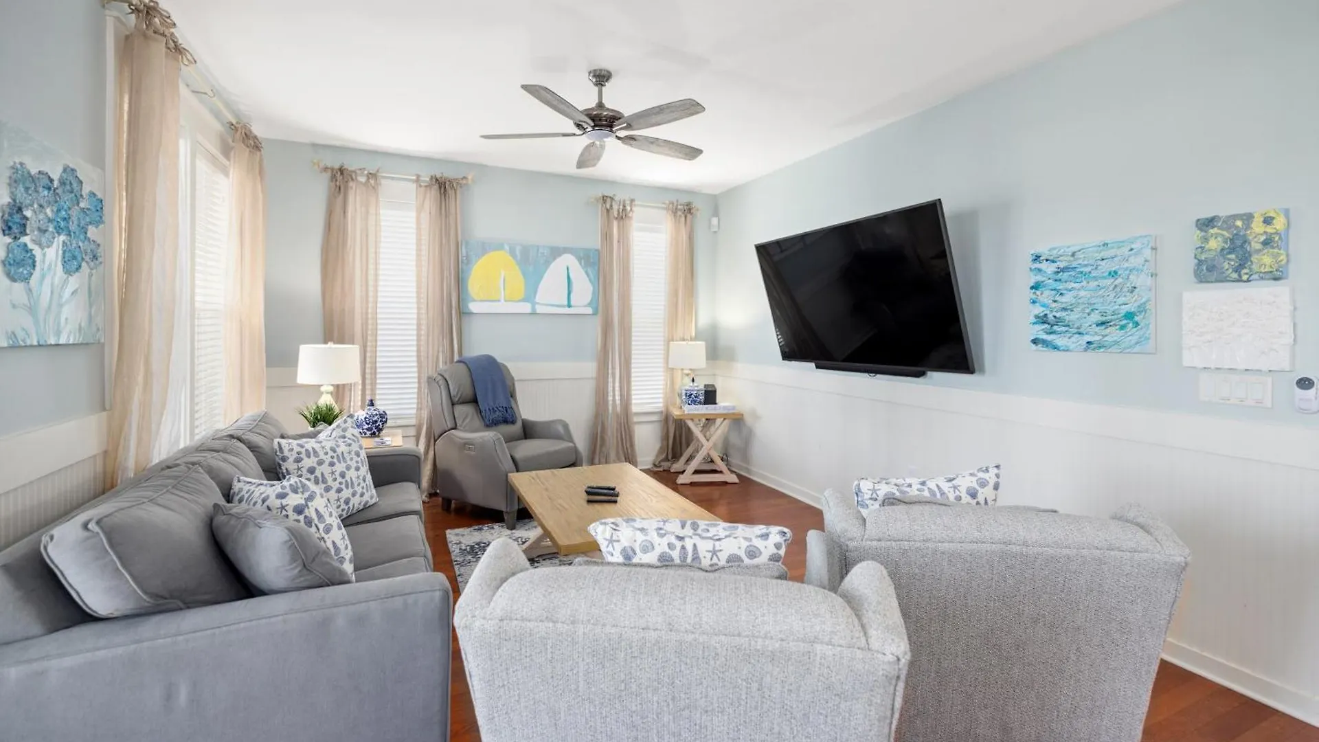 1366 Laurel Grove * Destin