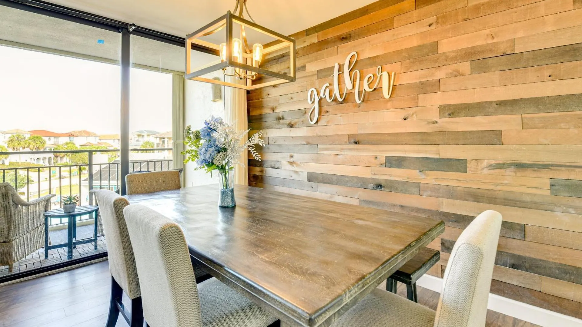 Airy With Pool - Walk To Private Beach!