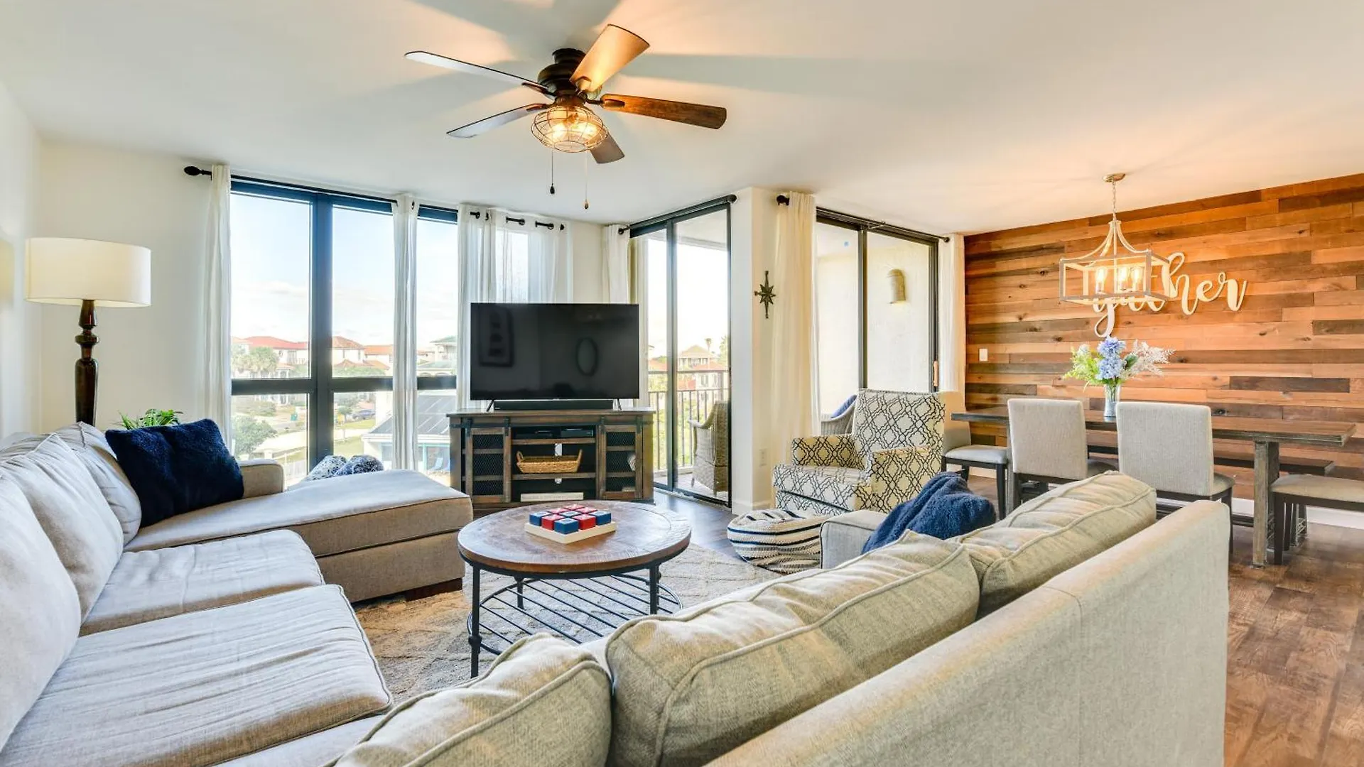 Lägenhet Airy With Pool - Walk To Private Beach! Destin