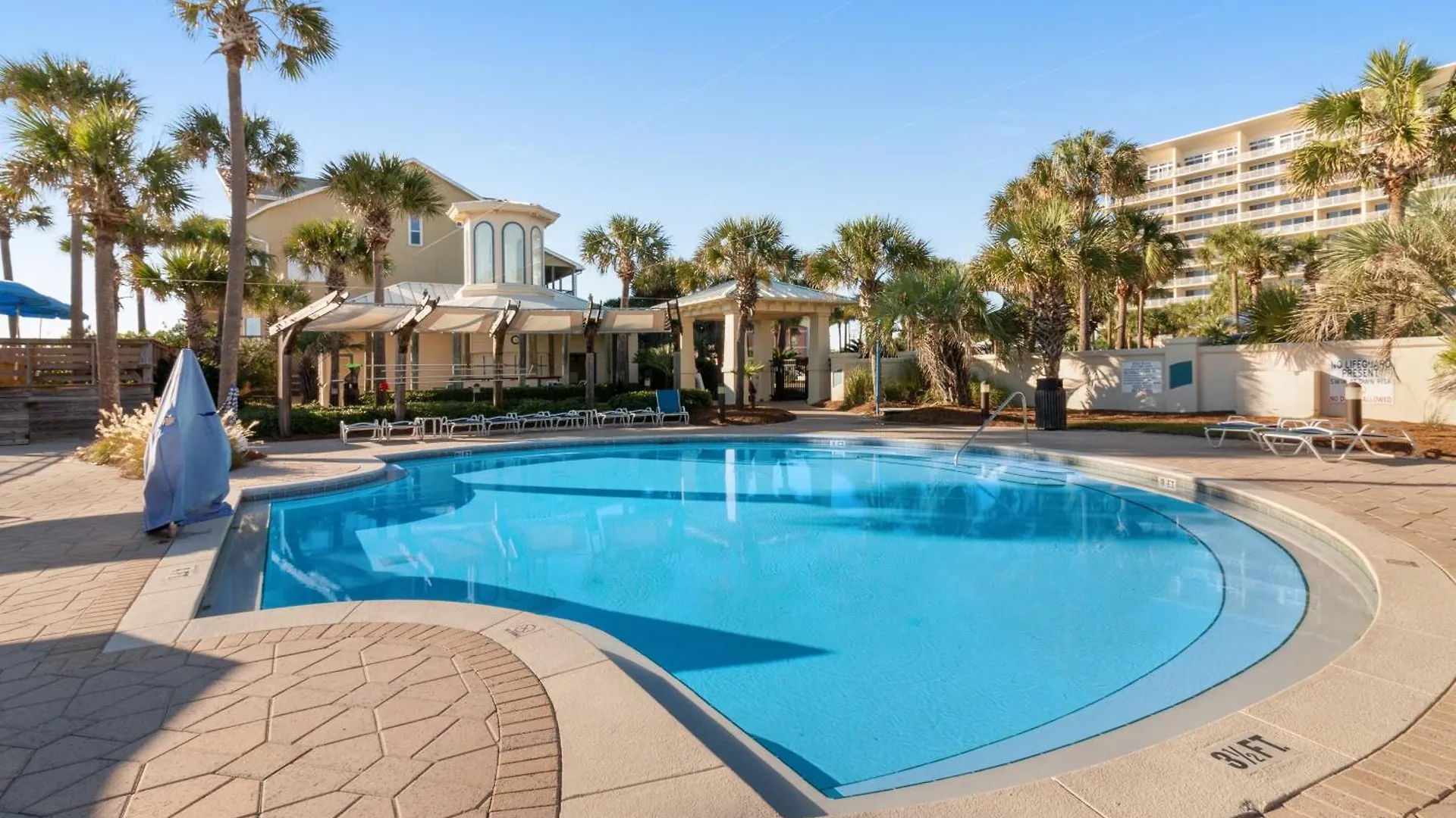 Sterling Shores Apartment