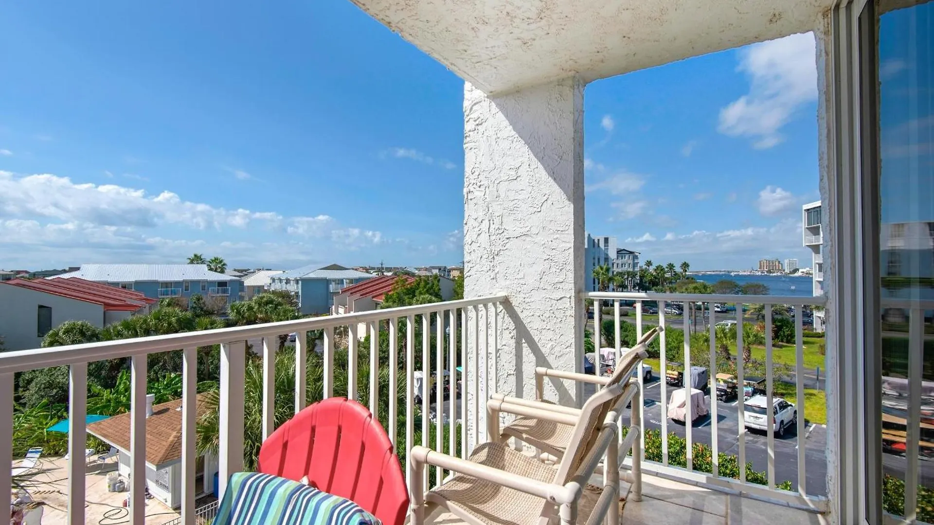 Apartment Dolphin Point #406c *