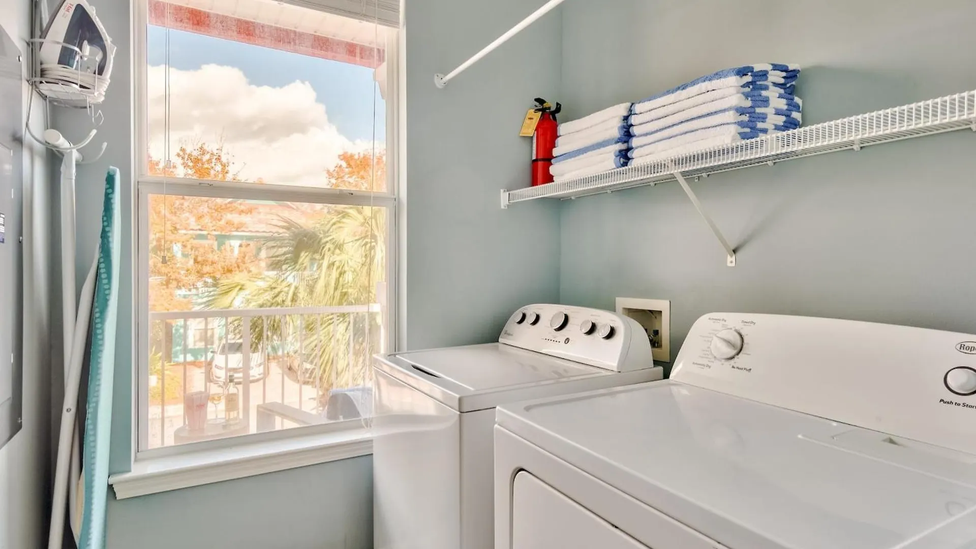 Coral By Avantstay Gorgeous Three Story W Two Balconies Semesterbostad Destin
