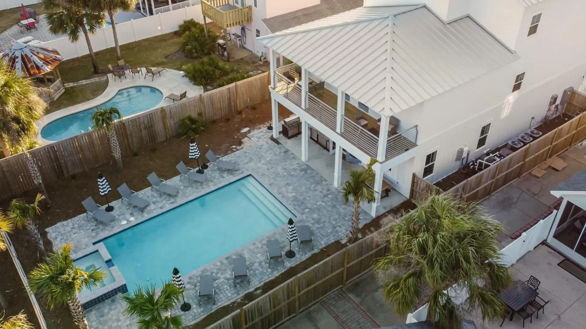 Holiday home Lyle By Avantstay Chic House W Pool Hot Tub Walking Distance To Ocean *