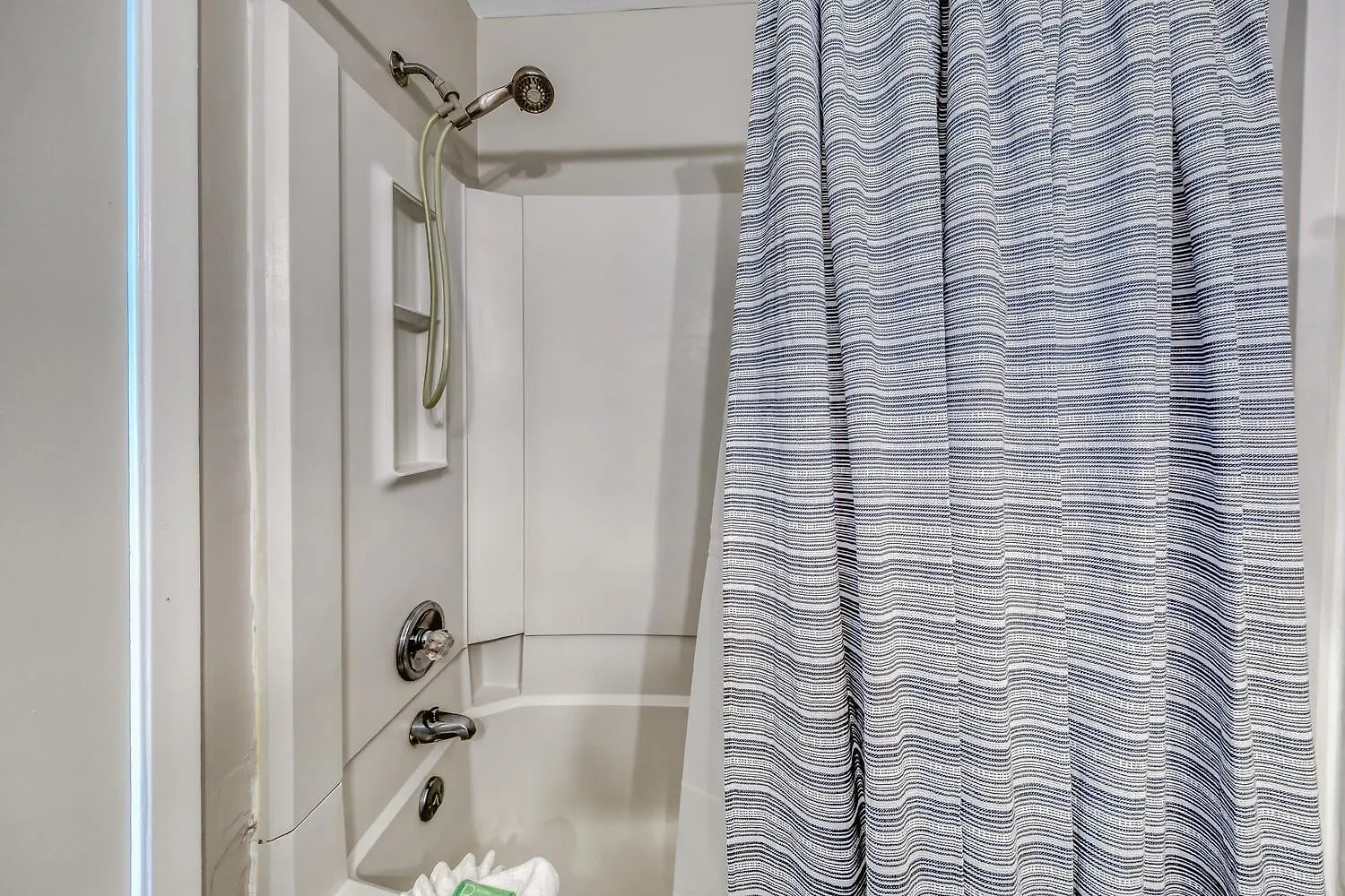 Holiday home Weekender By Avantstay Gorgeous Front W Ocean View