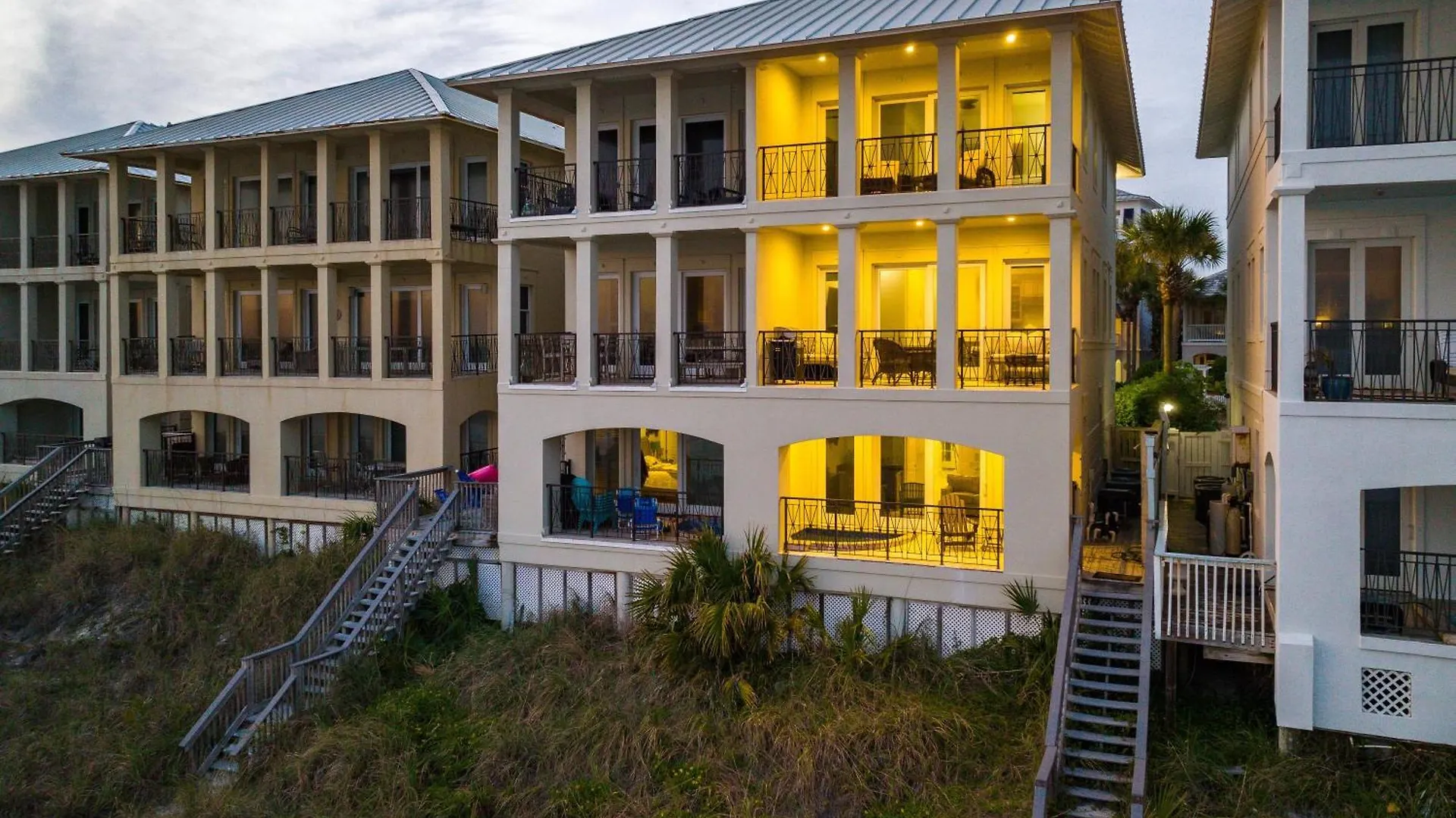 Seaside Treasure Holiday home *