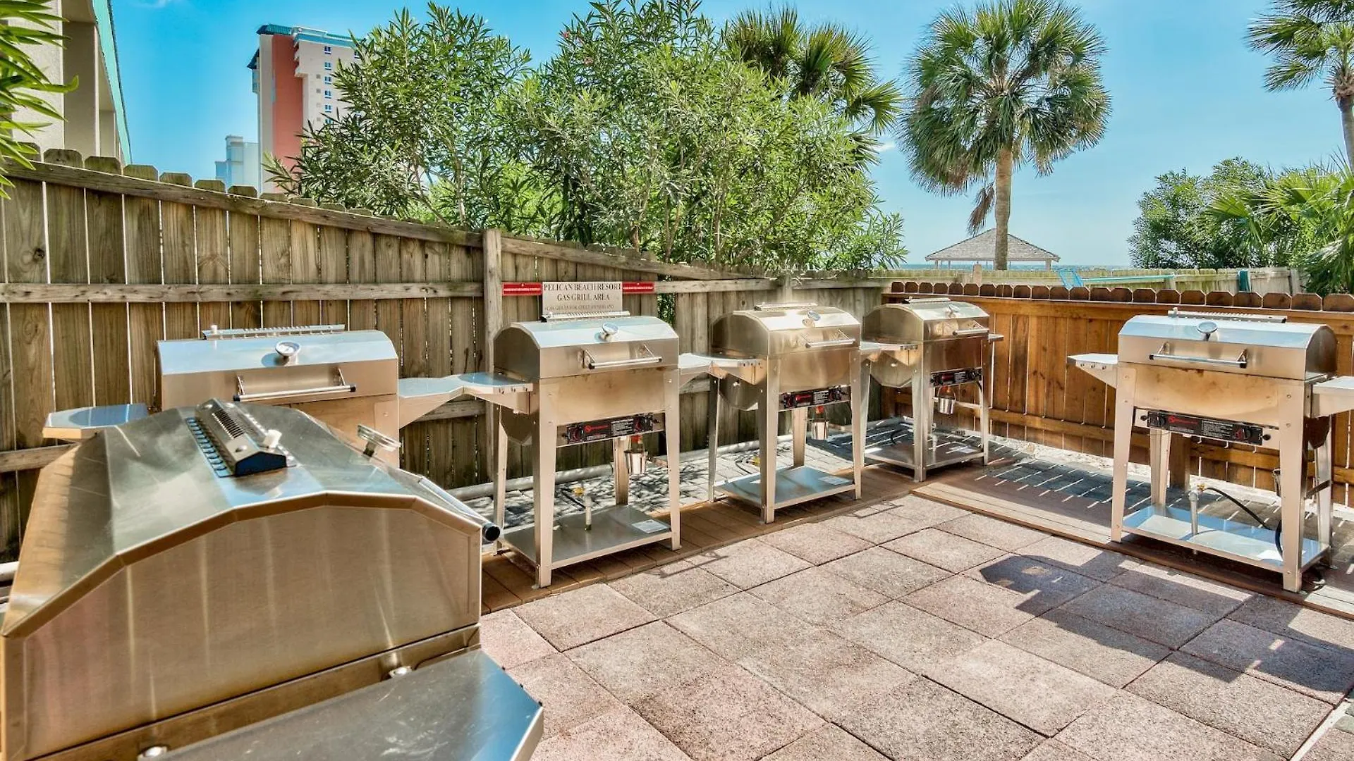 Biggest 2 Bedroom Corner Unit, 16th Flr Beachfront At Pelican Destin