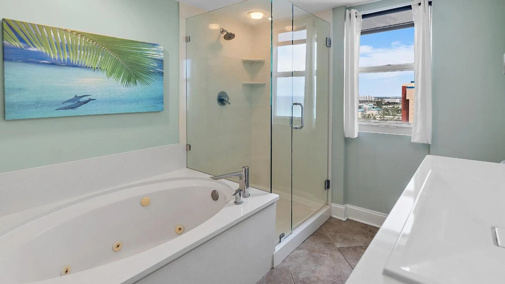 Biggest 2 Bedroom Corner Unit, 16th Flr Beachfront At Pelican Destin