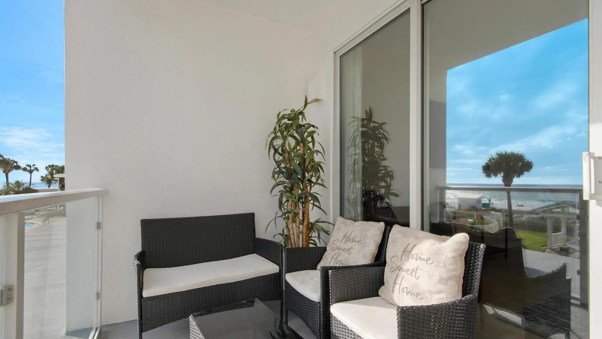 Holiday home Sterling Sands 103
