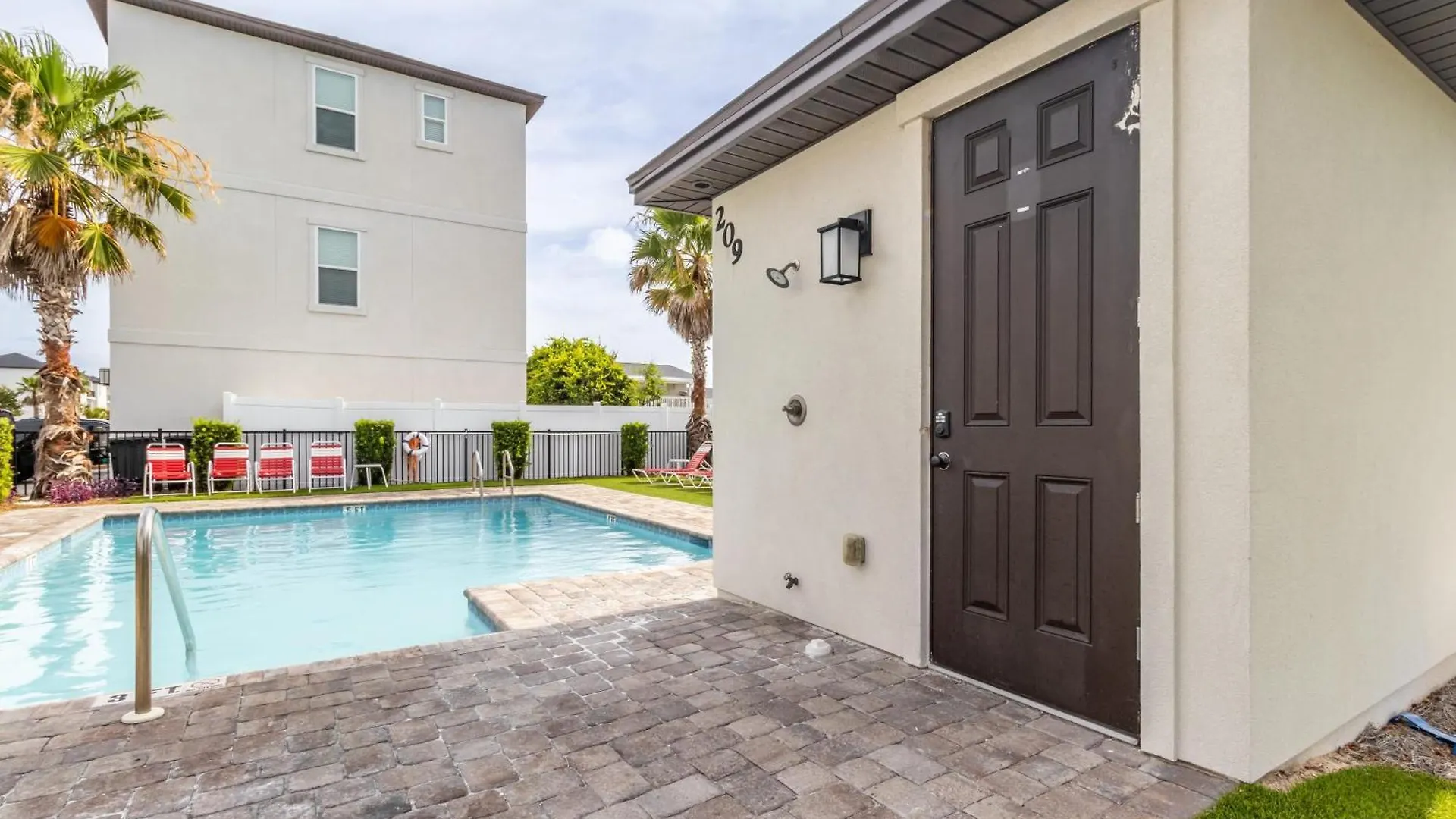 Sungazer Chateau By Avantstay Short Walk To The Pool Access Destin