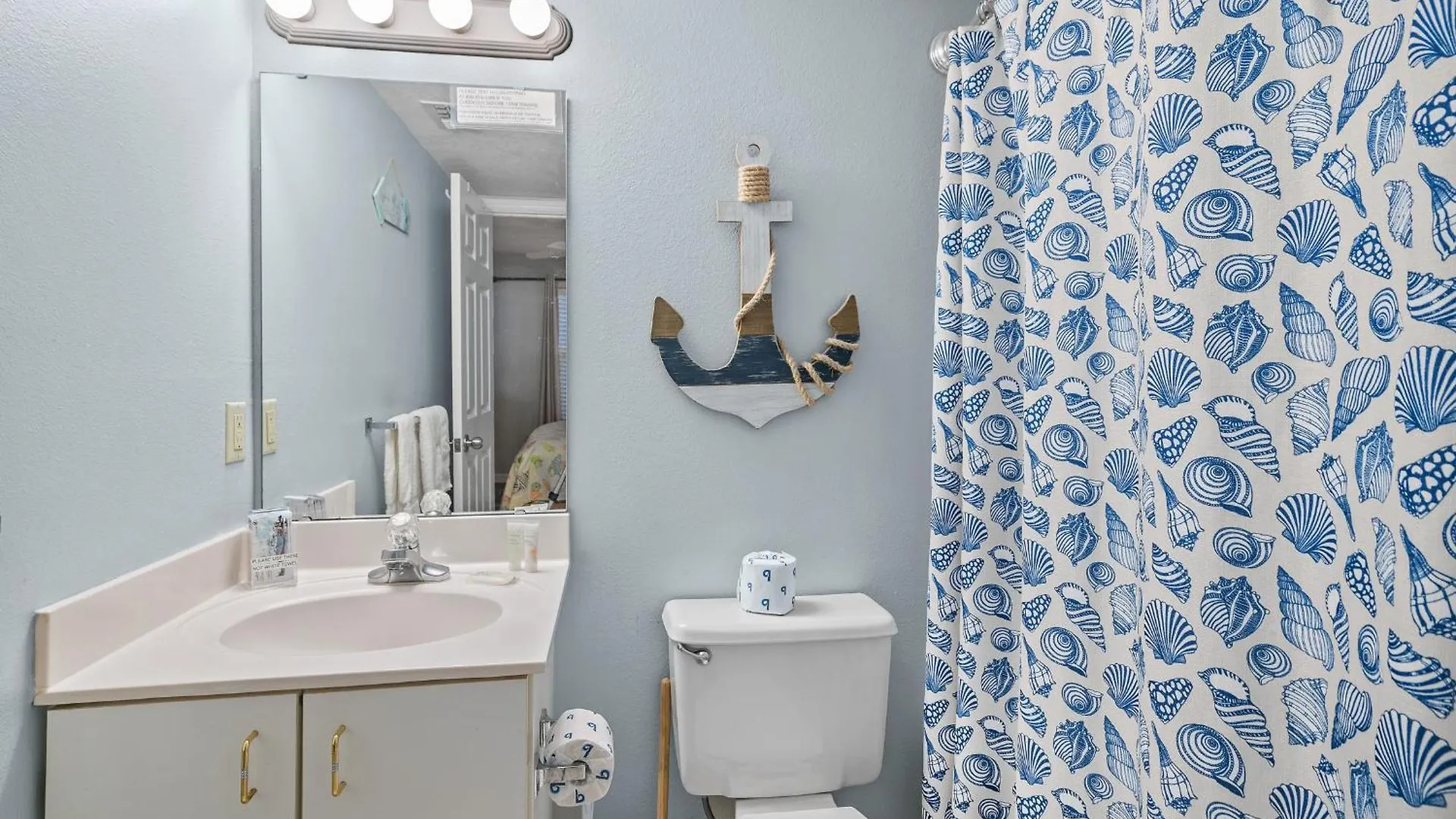 Just Updated - Beachfront Ocean View, 19th Floor