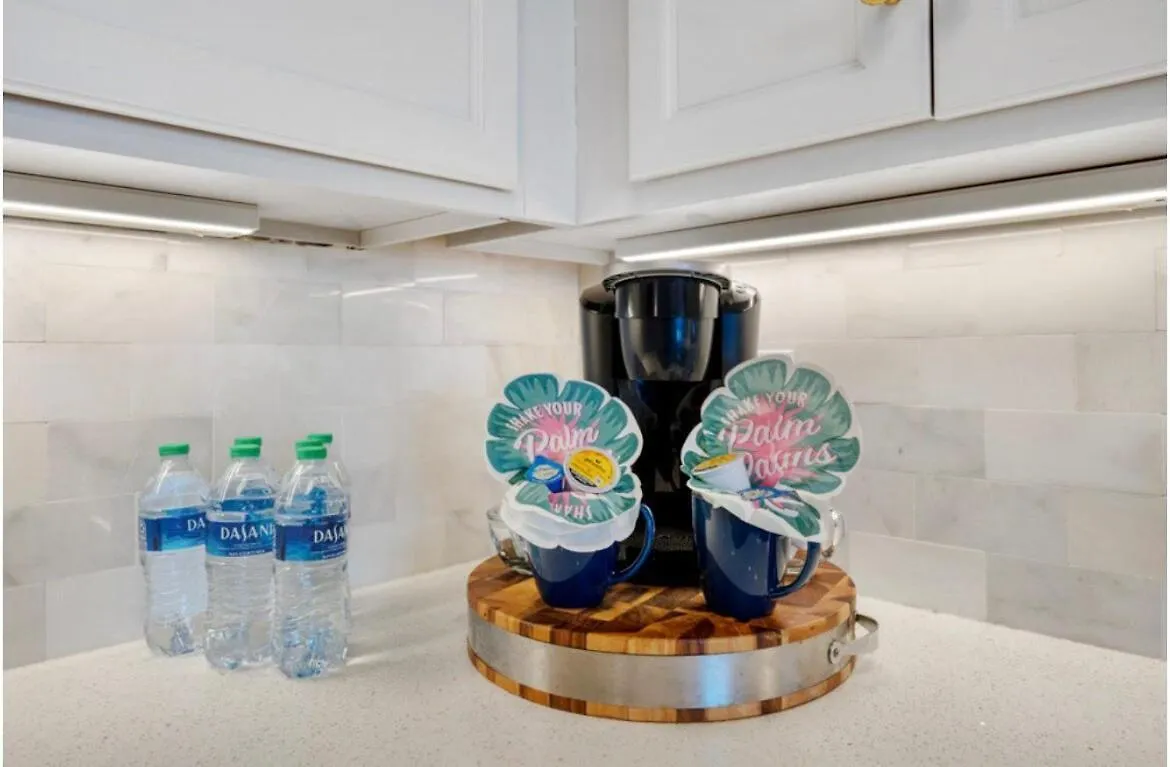 Holiday home 5 Star 6th Fl 2br 2 Bath King Shuttle Pools Family