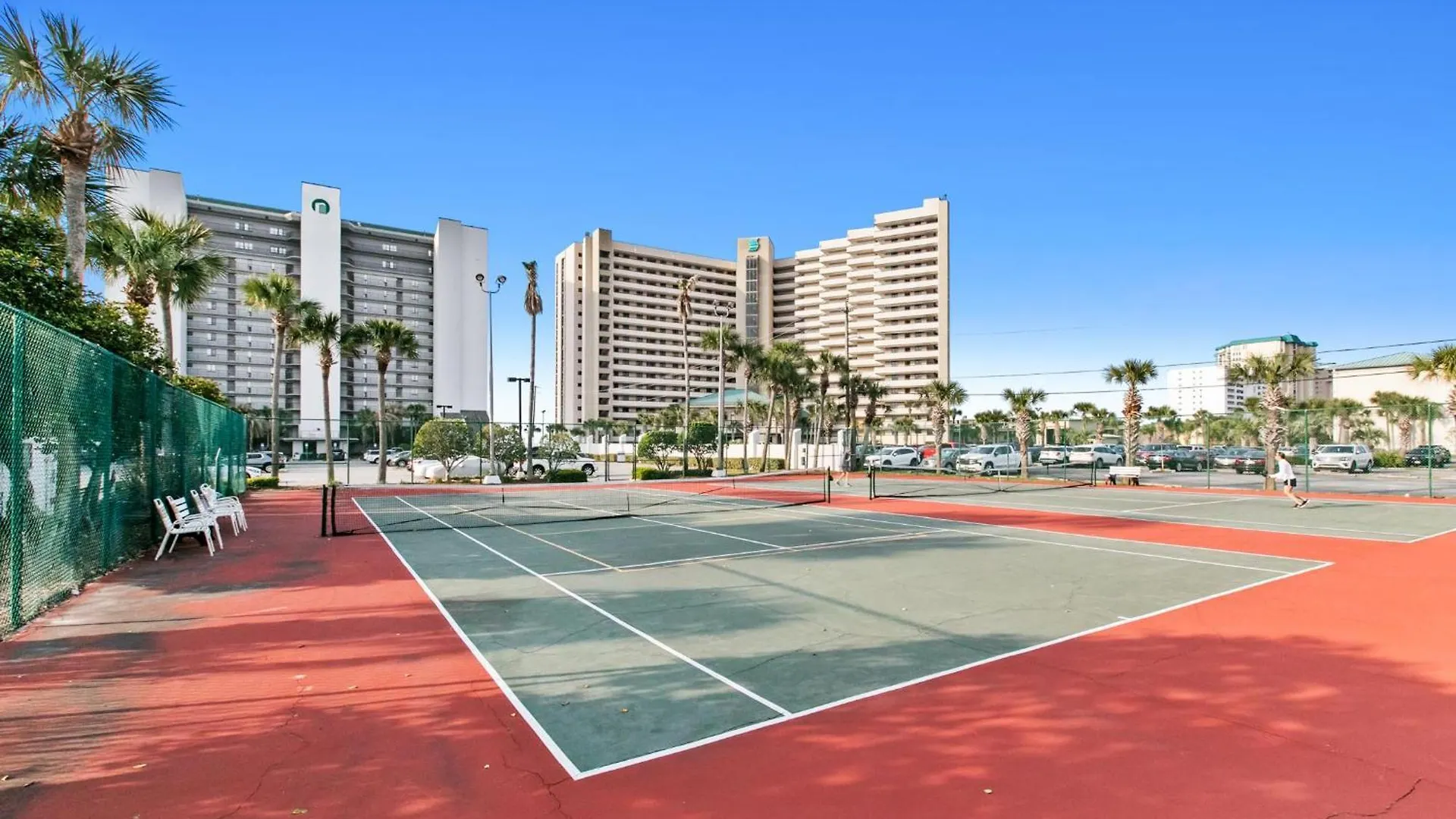 Holiday home Emerald Towers 1102 *