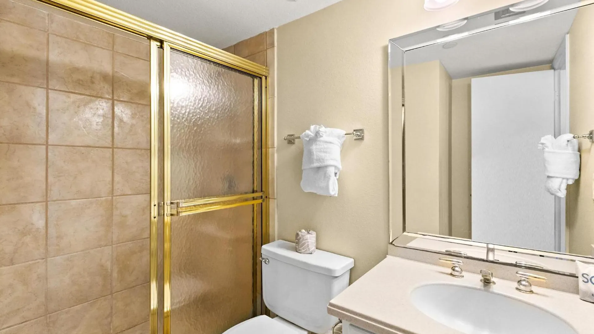 Emerald Towers 0306