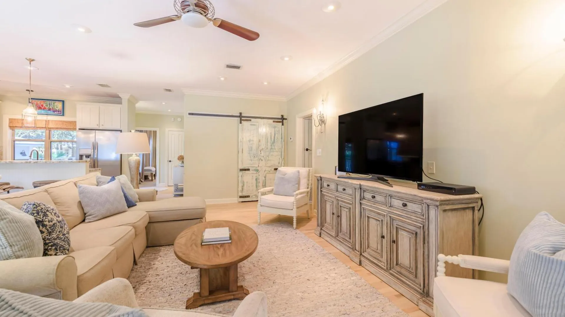 Prestwick Place 1101