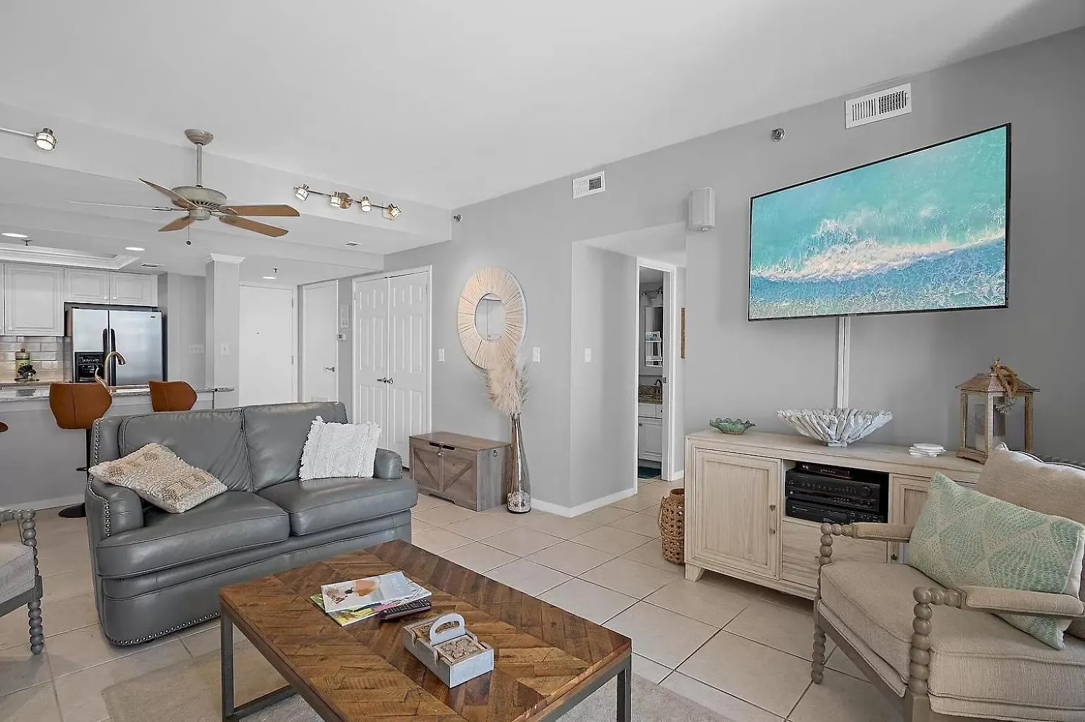 公寓 100 Gulf Shore Drive, Unit 502